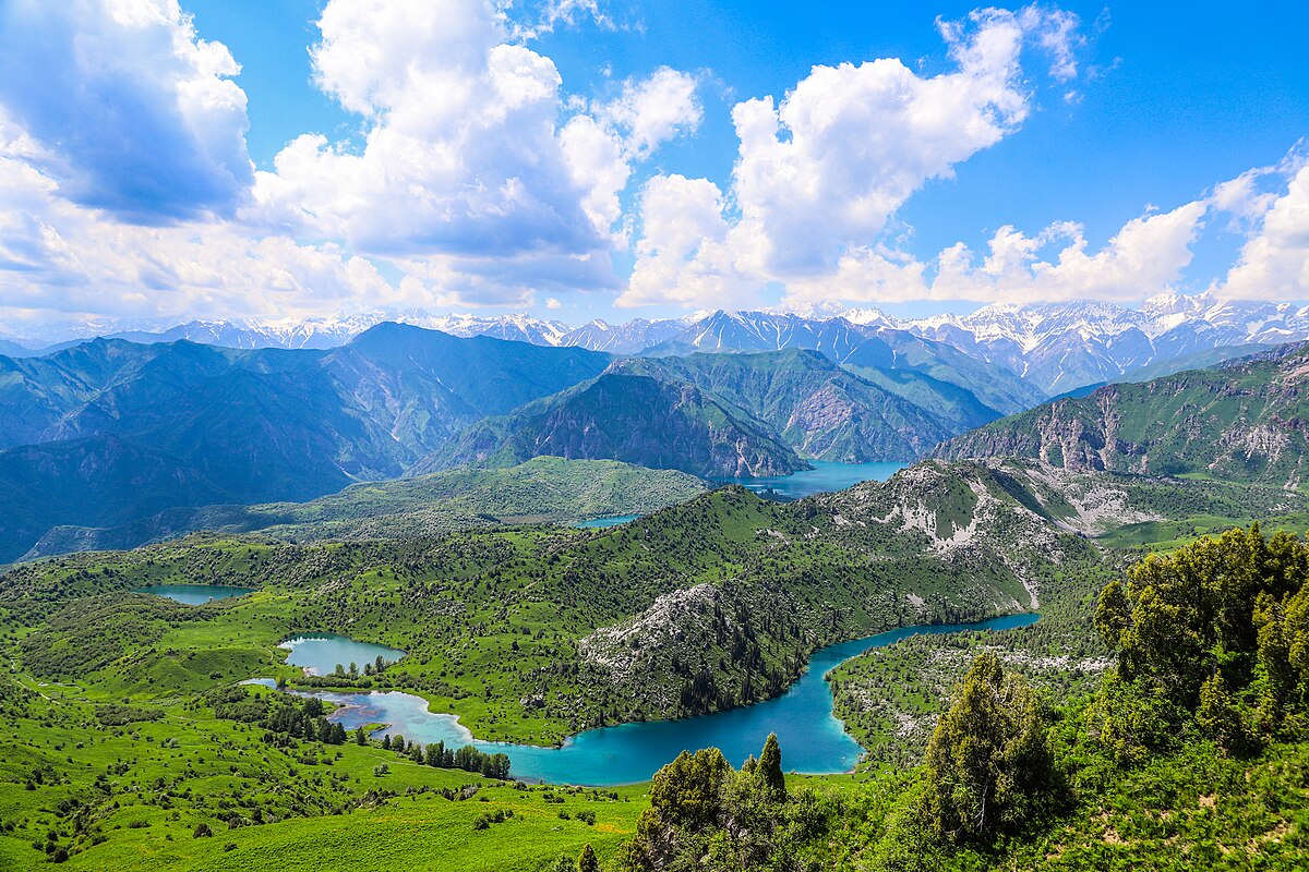 Кыргызстан за гранью открыток: юг, горные озёра и Иссык-Куль (17/32)