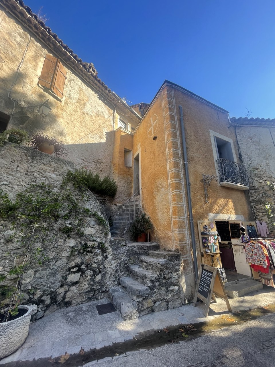 Юг Франции: вино, устрицы и средневековые города. (6/17)