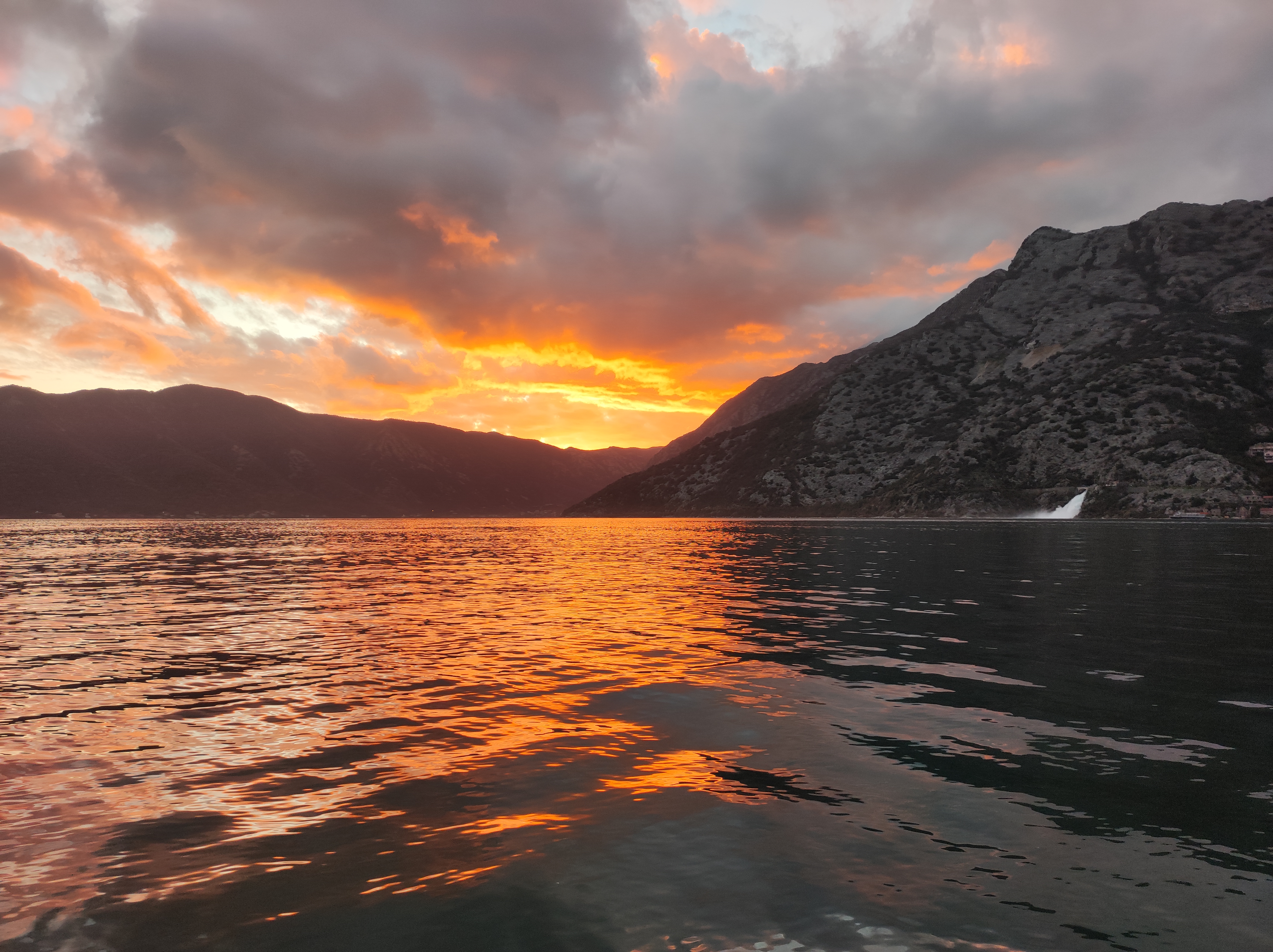 Черногория: Ваш побег от рутины в мир венецианской эстетики и заповедных гор. (10/29)