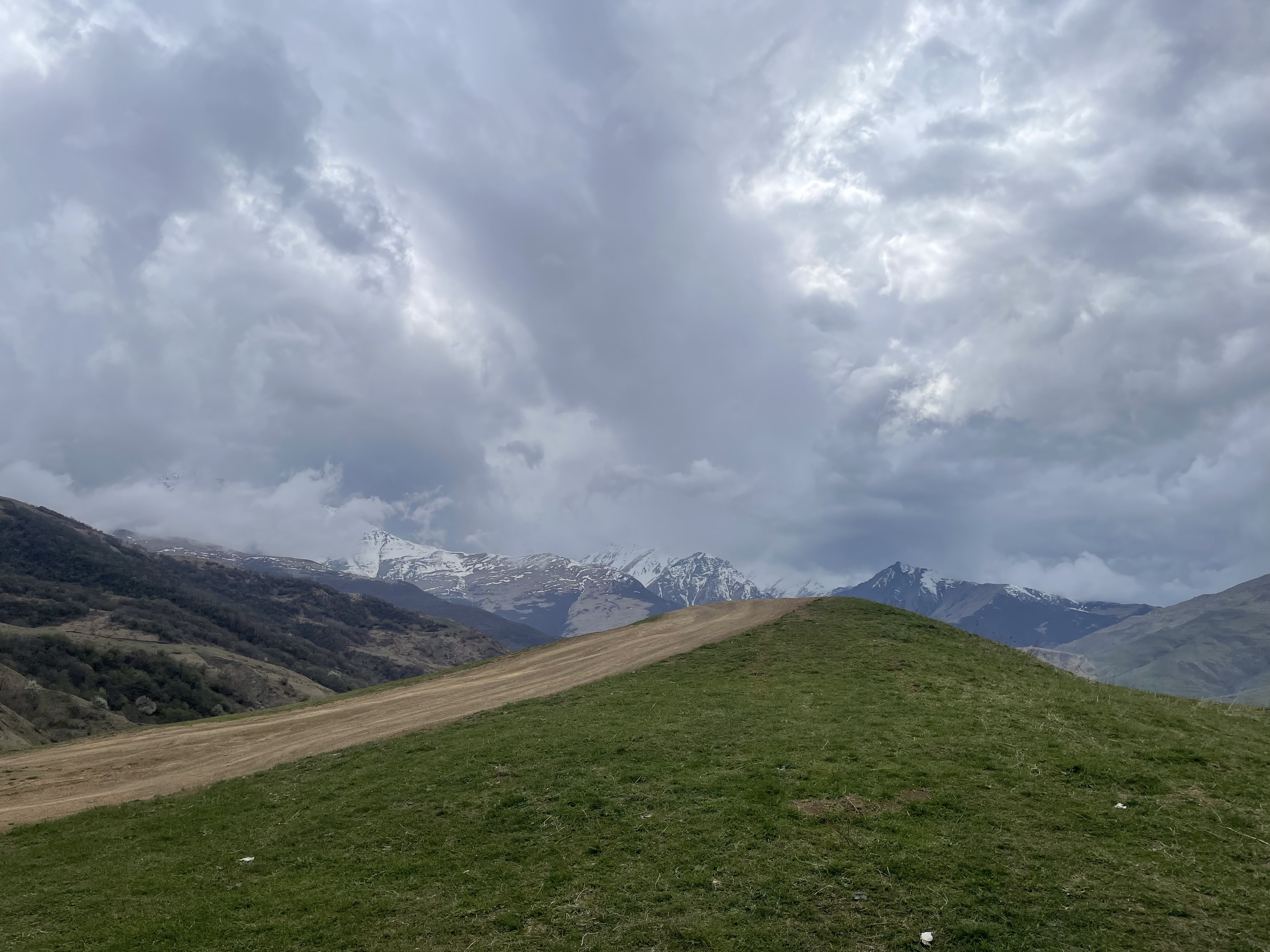 Весна в Осетии. Авторский 5 дневный тур. (2/24)