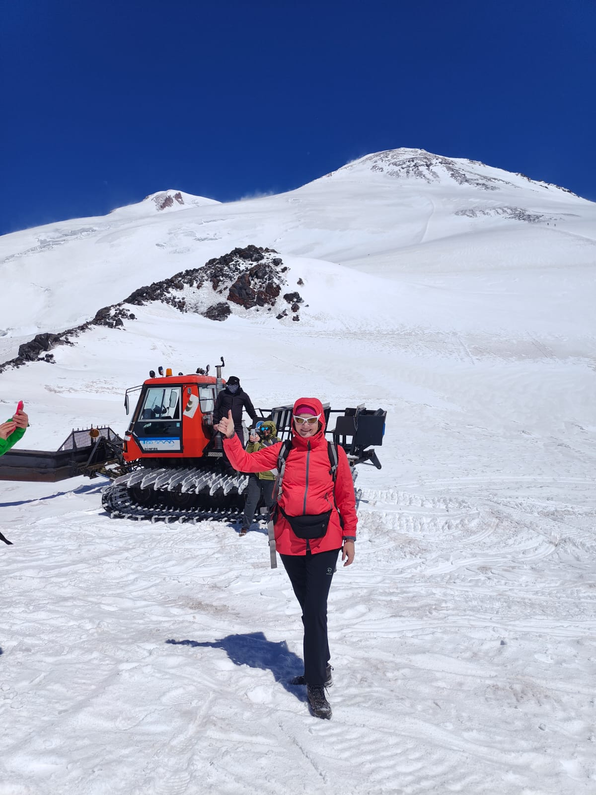 Майское восхождение на Эльбрус с Юга (5/29)
