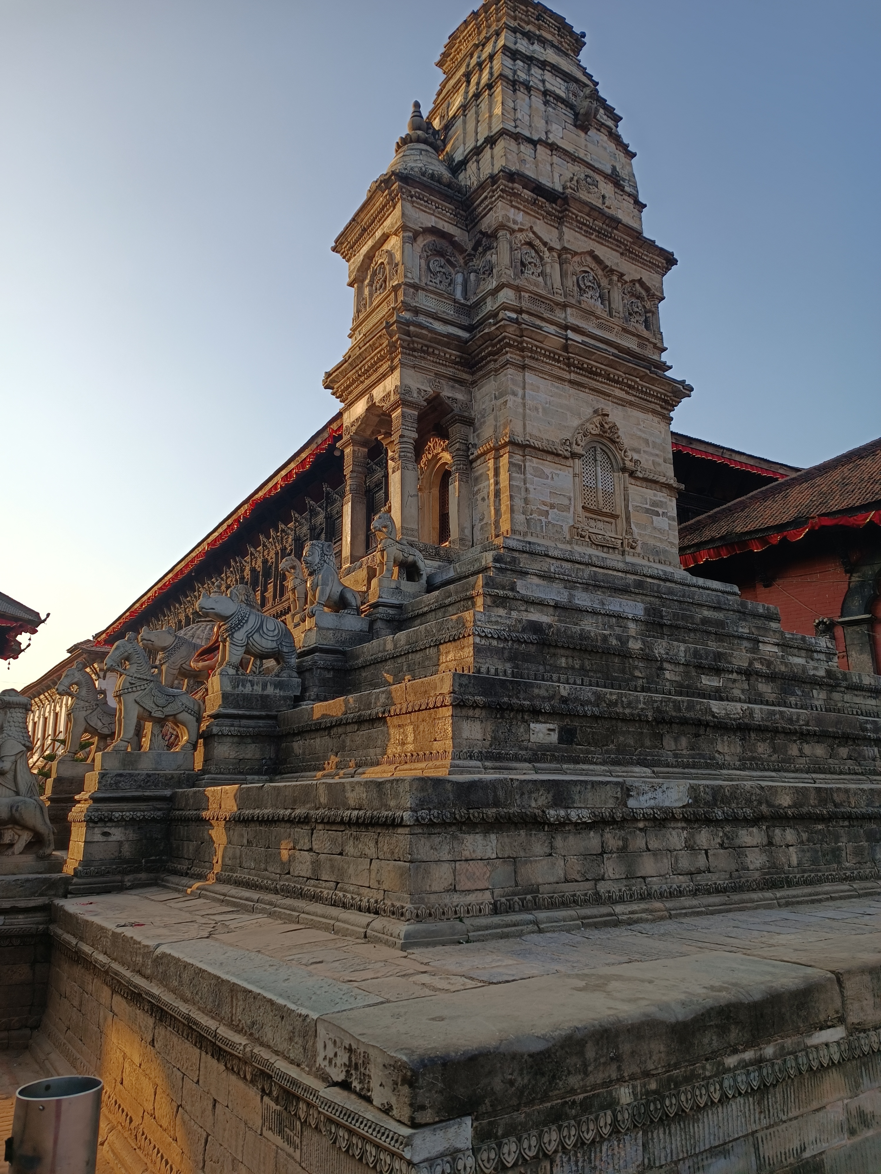 Трекинг к базовому лагерю Эвереста с восхождением на Кала-Паттар (3/48)