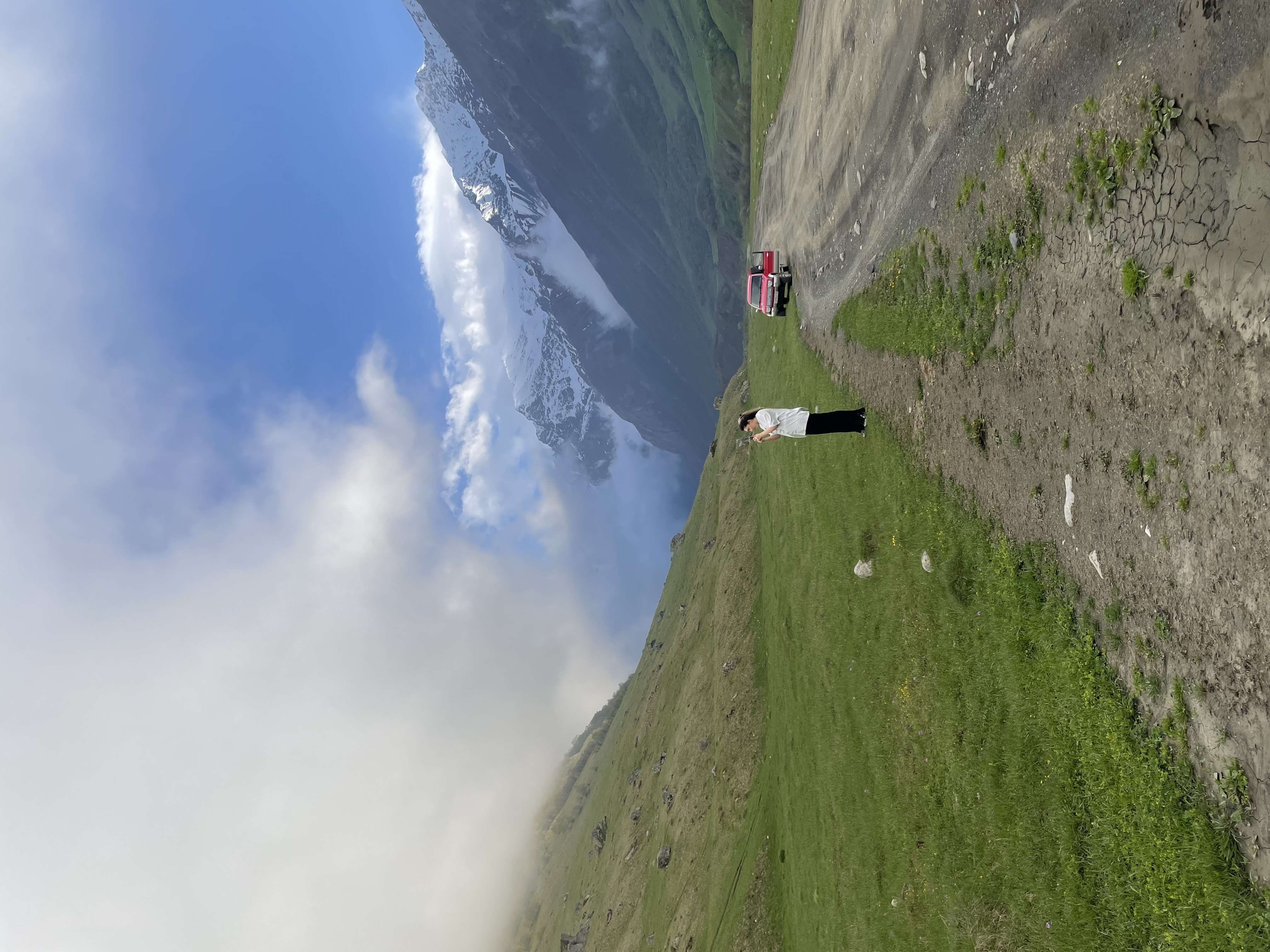 3 дня весны в Осетии с лавочкой счастья. Авторский тур. (9/19)