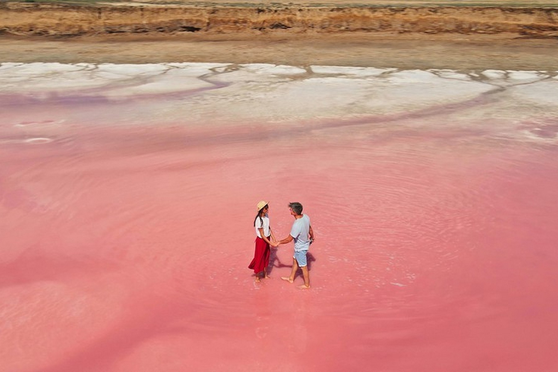 Розовое озеро, Марсианские горы, Бешбармаг и дегустация черной икры (обед включен) (9/29)