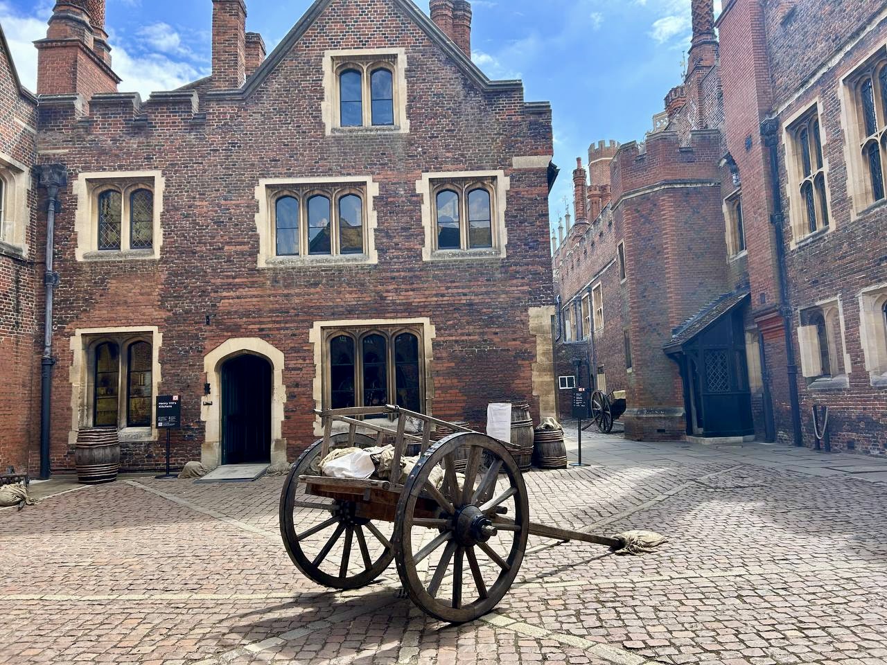 Англия Классика: (пт-сб)Лондон, Стоунхендж, Ливерпуль, Манчестер, Стратфорд-на-Эйвон (10/29)