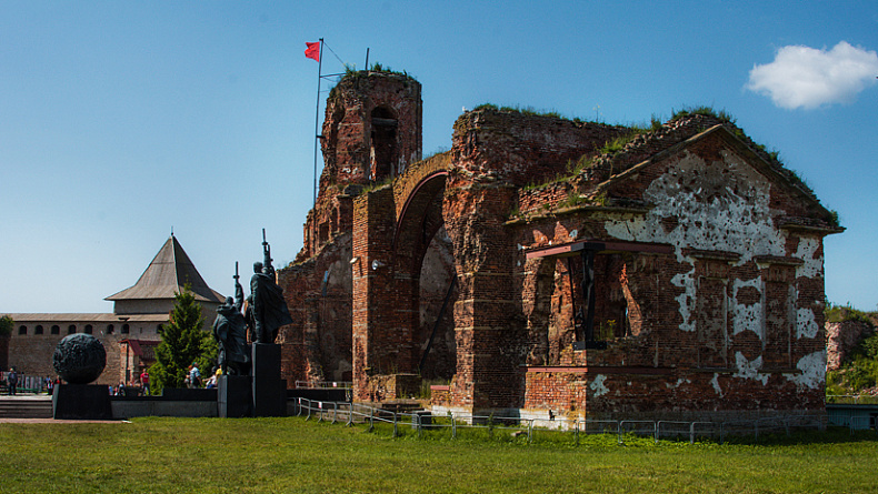 От Невской битвы до Морской славы: Ленинград, Шлиссельбург, Кронштадт (4/13)