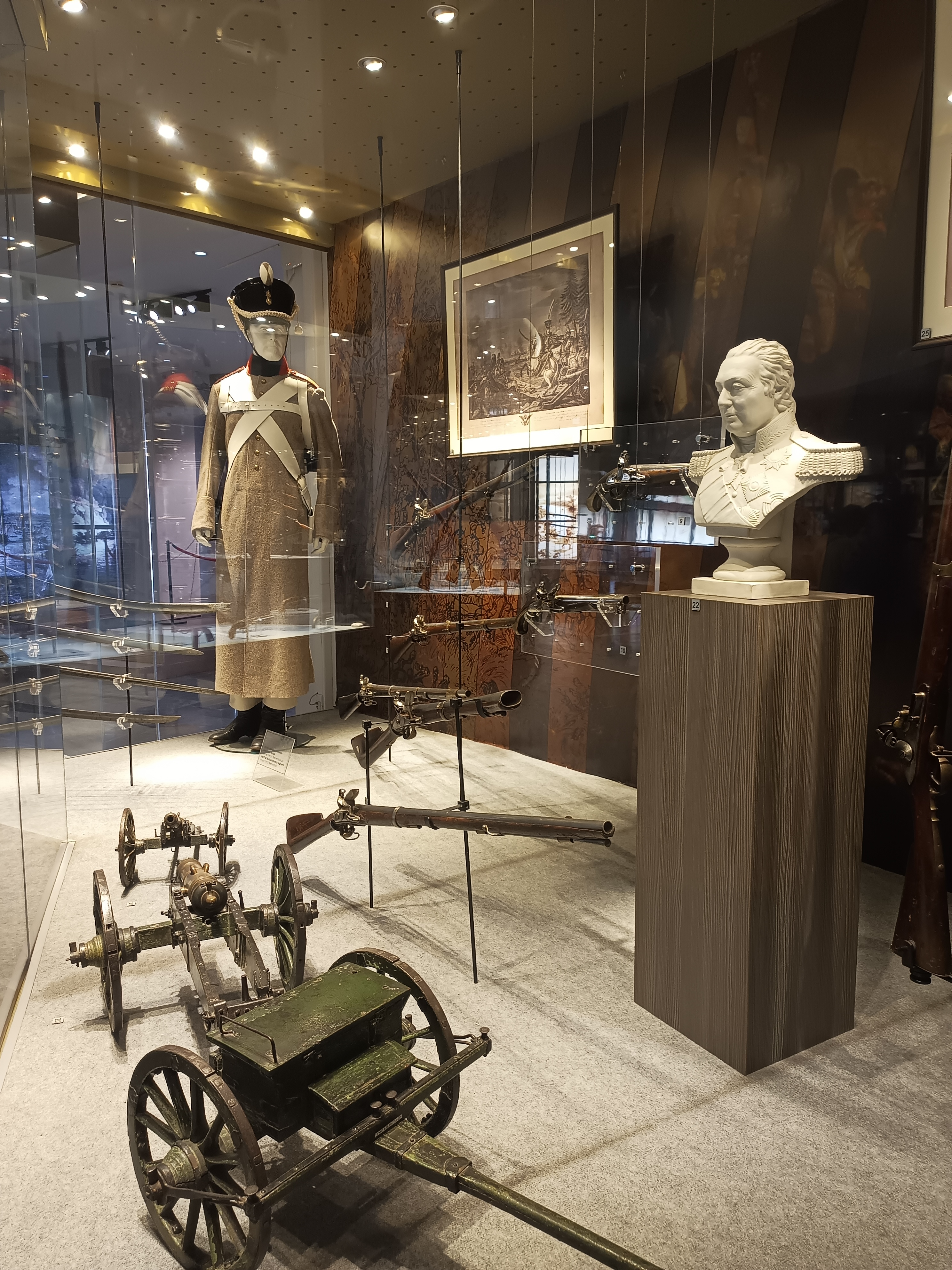 Для друзей у Тулы пряник, для врагов у Тулы меч (2/14)