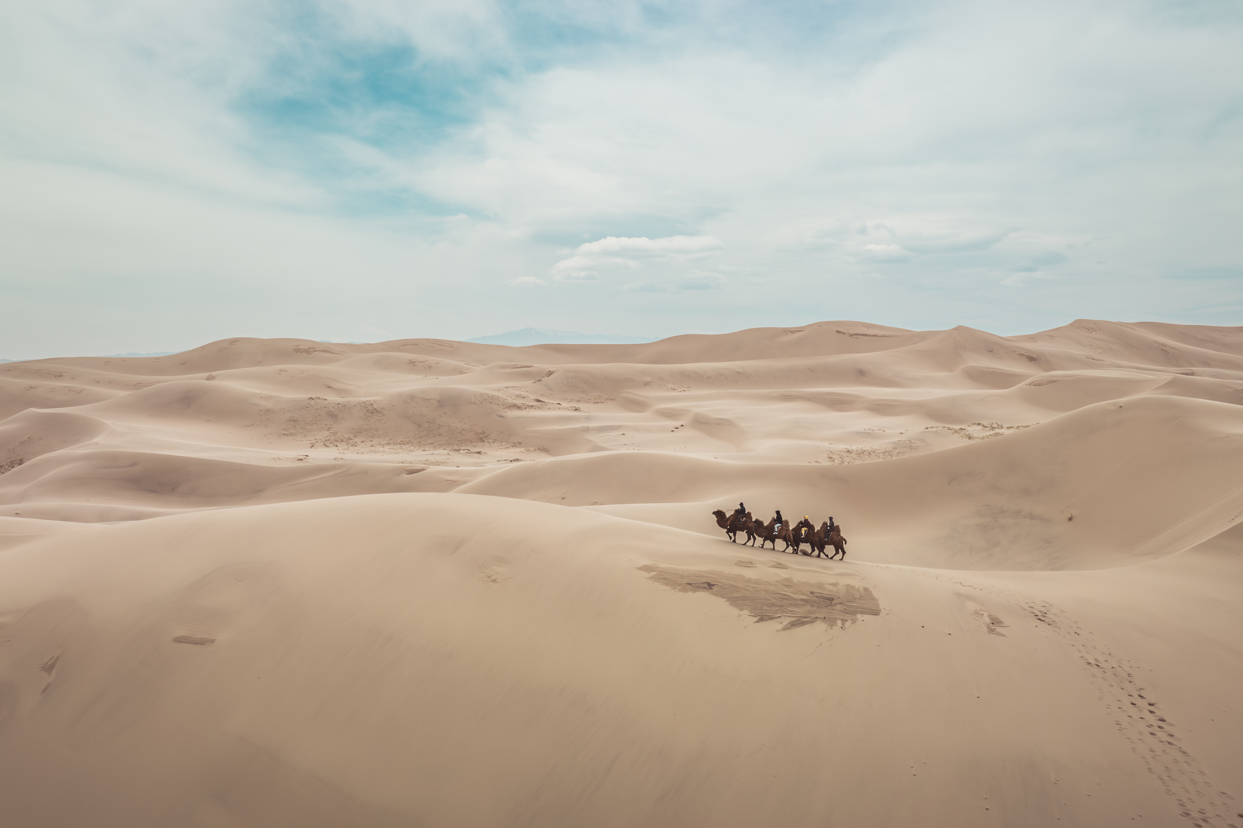 Современные кочевники - Большое путешествие в Гоби (2/64)