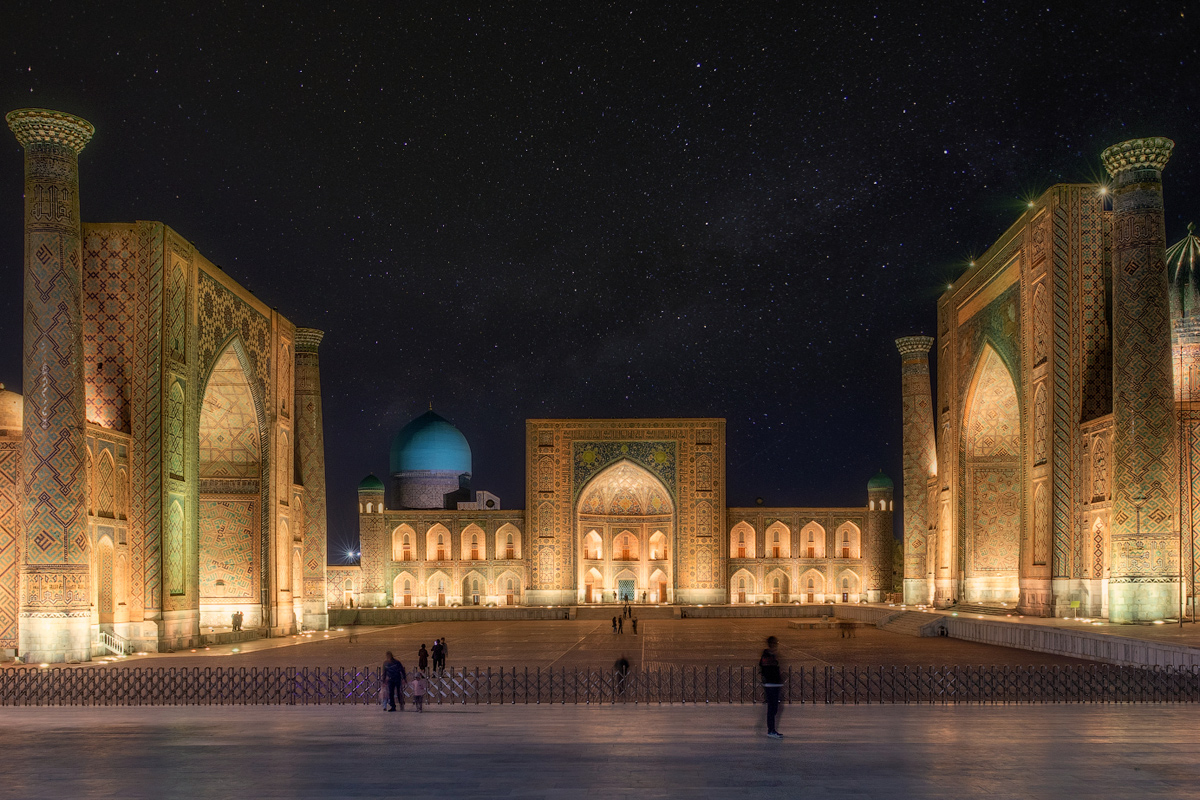 8 марта в Узбекистане