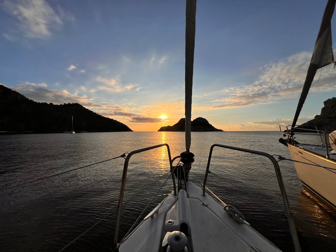 Комфорт и дикая природа: парусное путешествие на яхте по Турции (8/22)