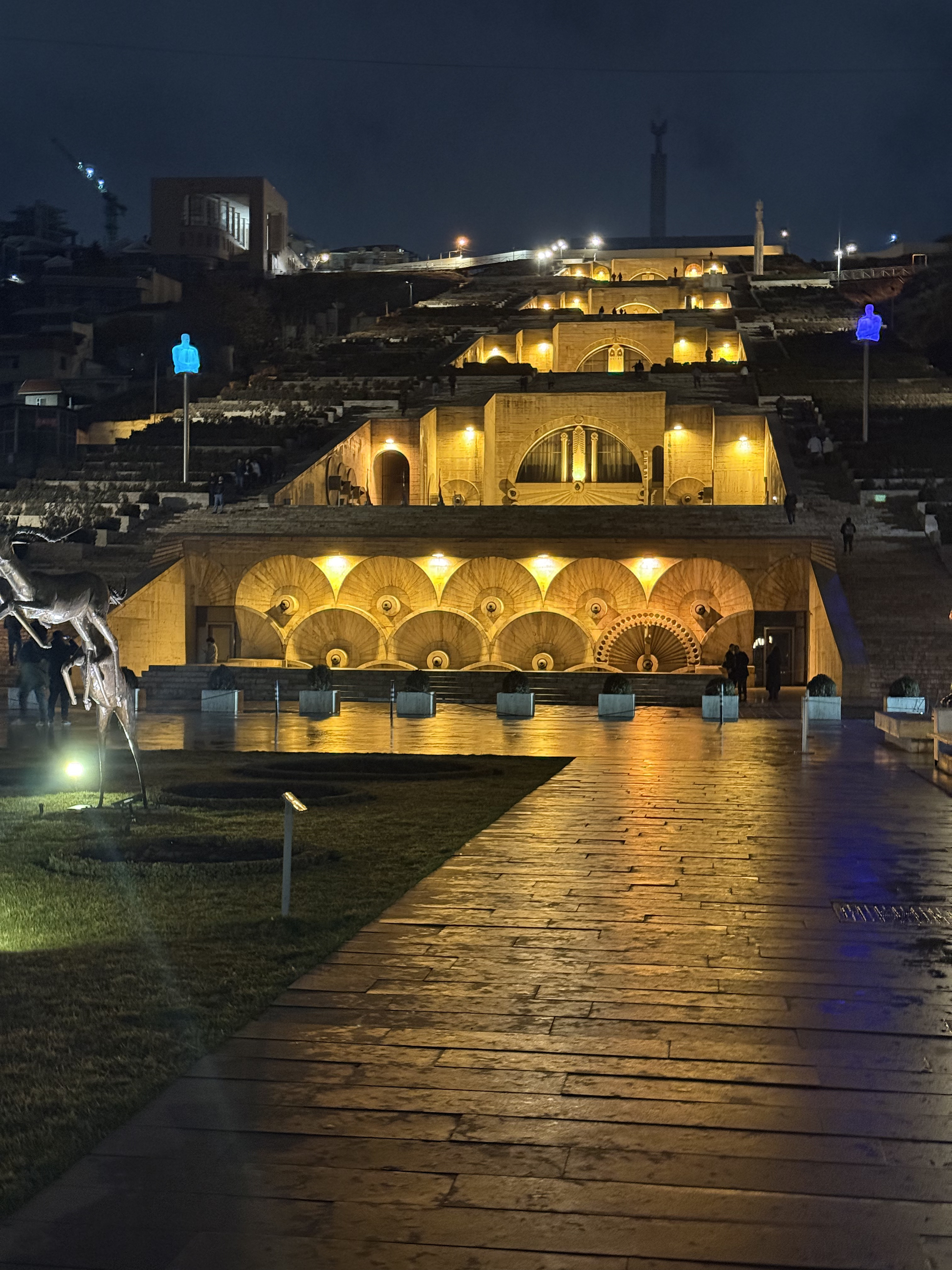 Винный фестиваль, армянское застолье, горы и концерт Лары Фабиан (25/131)