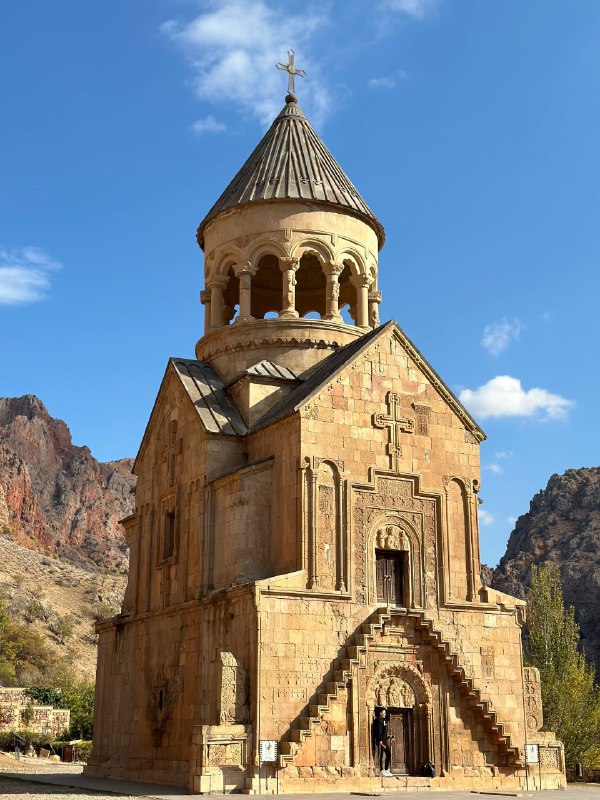 Винный фестиваль, армянское застолье, горы и концерт Лары Фабиан (71/131)