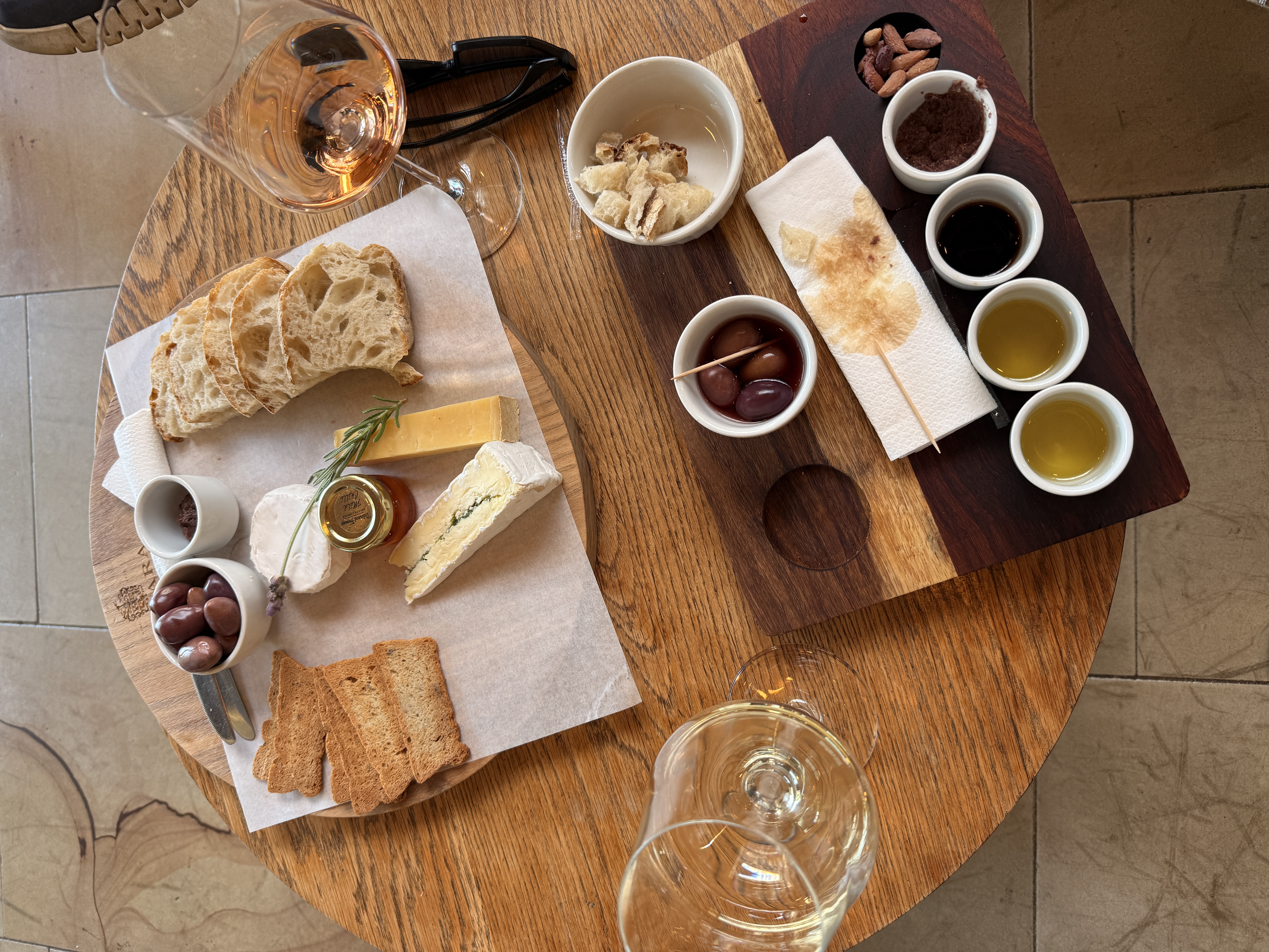 Юар: мыс Доброй Надежды, Столовая гора, пингвины, винодельни, гепарды (65/69)