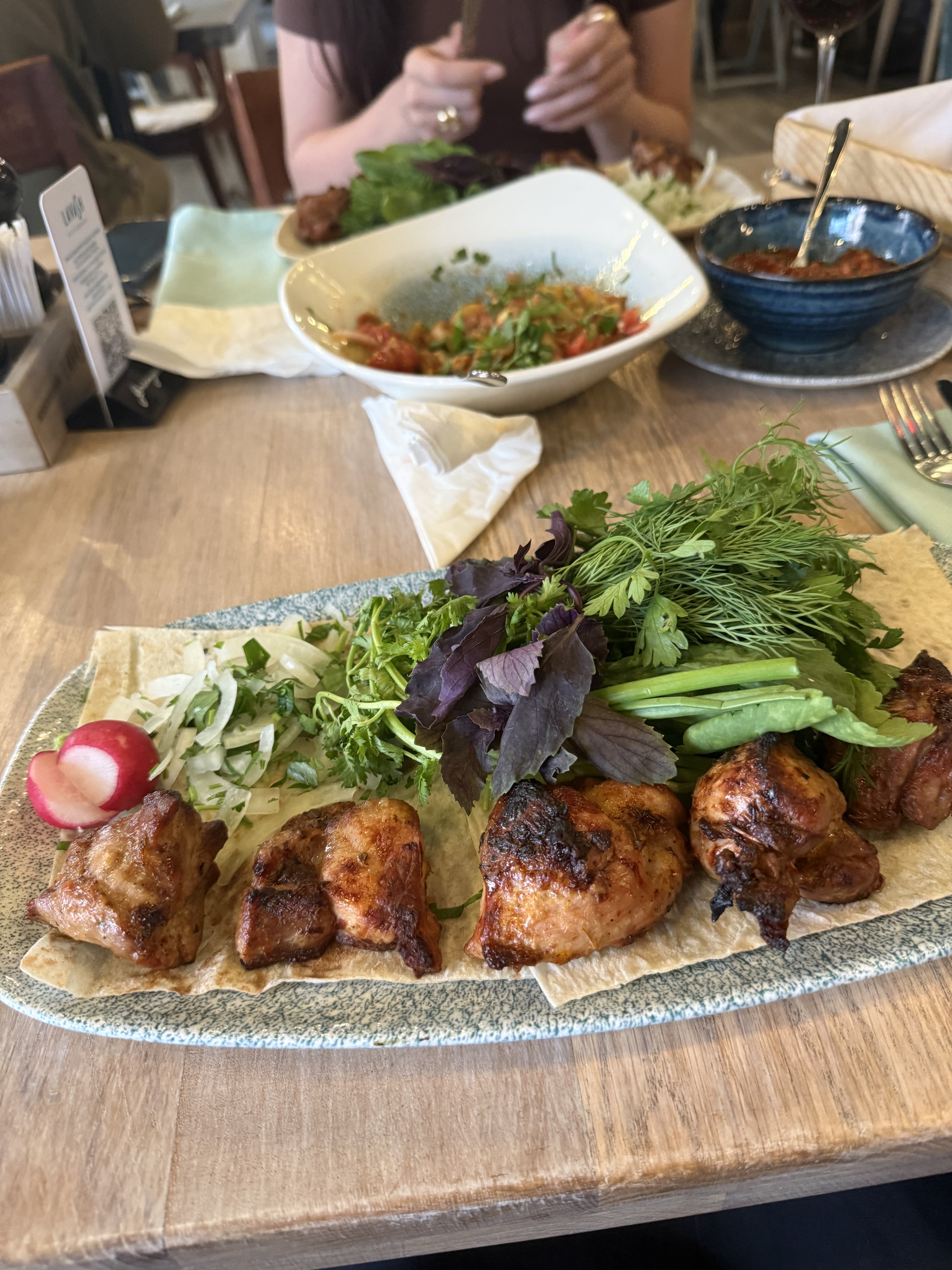 Винный фестиваль, армянское застолье, горы и концерт Лары Фабиан (91/131)