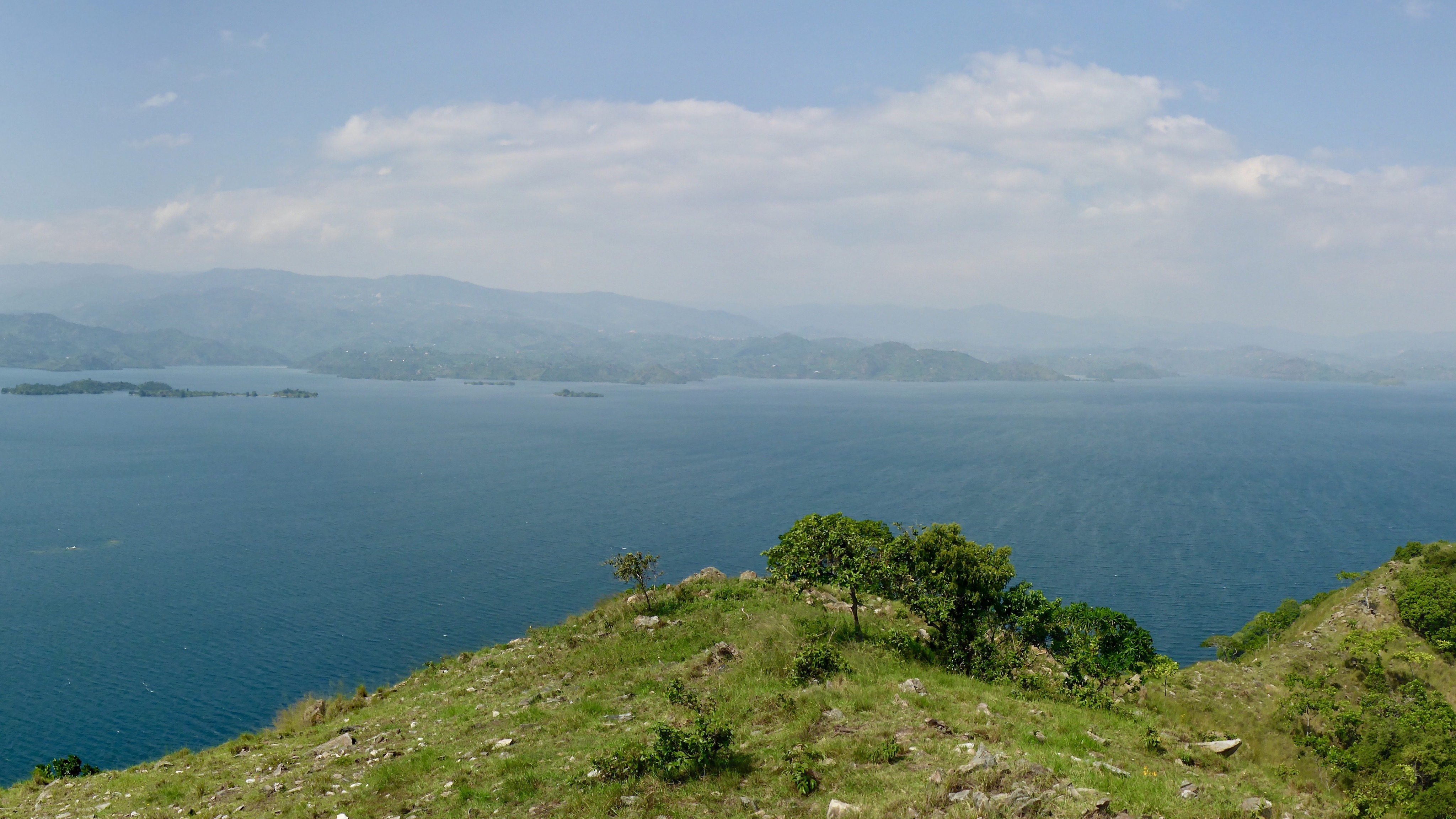 10 Days Kigali, Nyungwe, Lake Kivu And Volcanoes Rwanda Adventure (17/26)