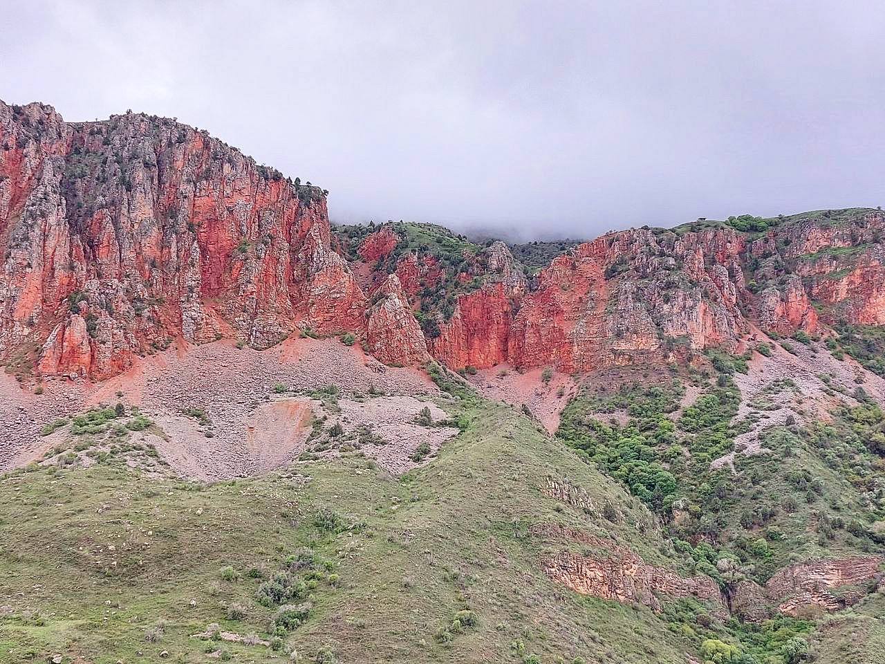 Время течет иначе.Арагац, Норованк, Вайц Дзор,Караундж, Севан,Гегард,Хндзореск,Ереван (13/37)