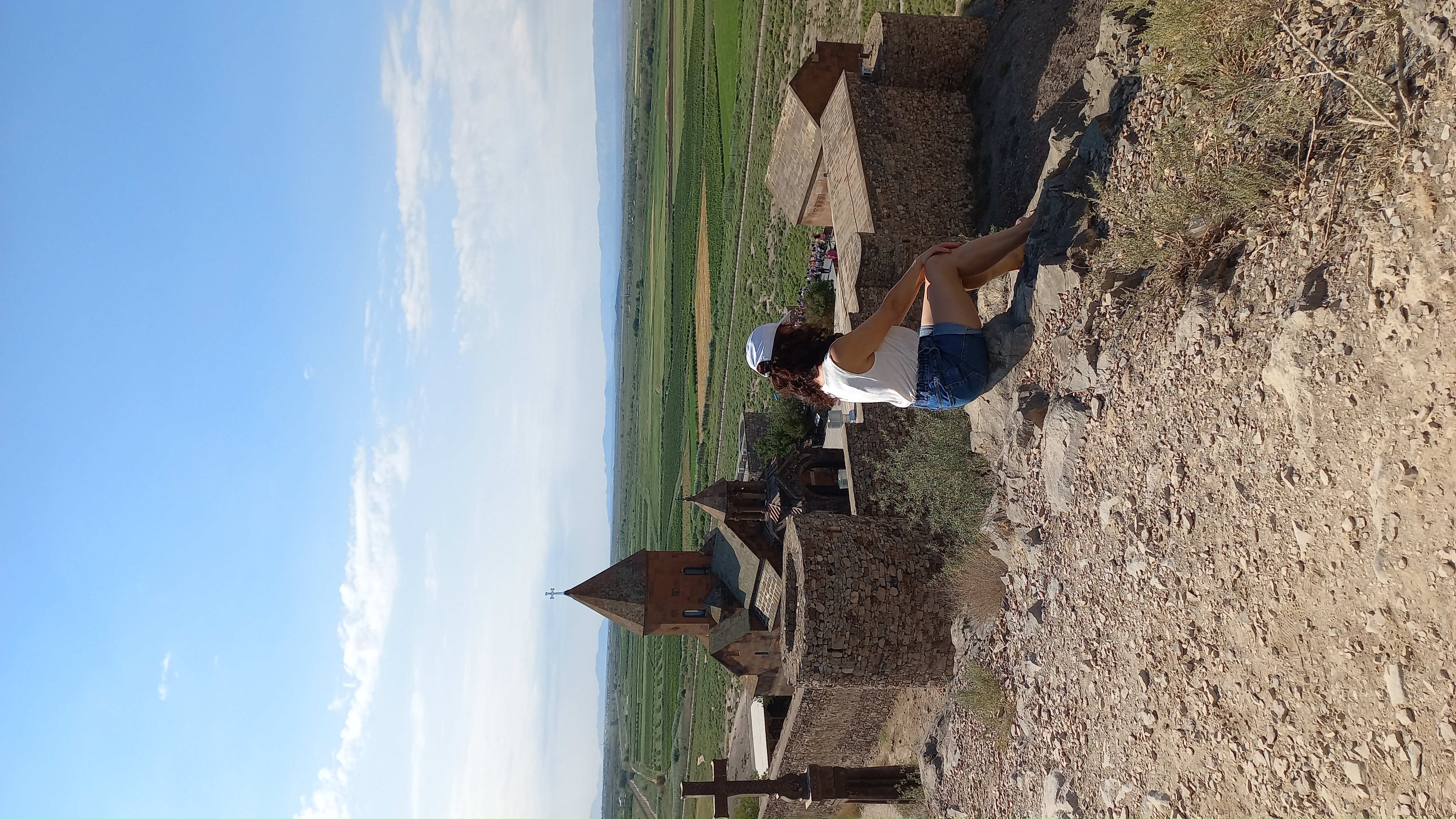 Время течет иначе.Арагац, Норованк, Вайц Дзор,Караундж, Севан,Гегард,Хндзореск,Ереван (6/37)