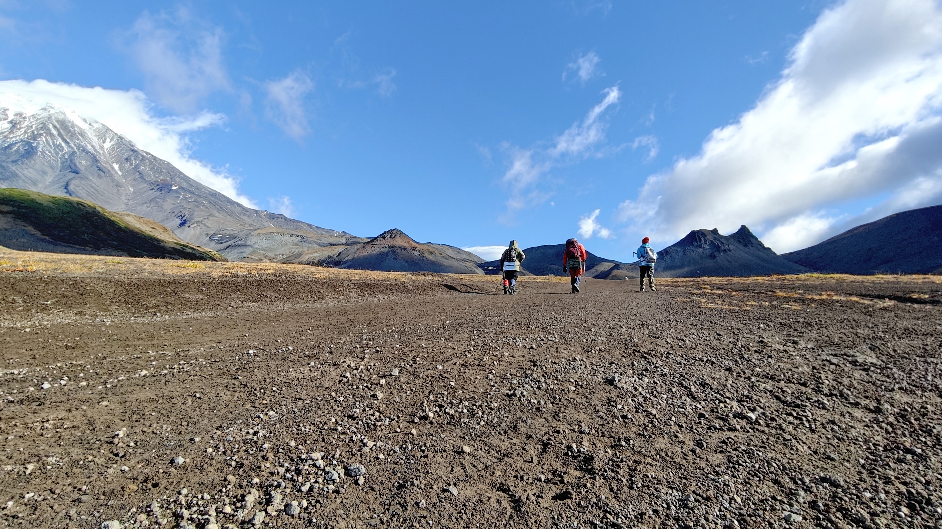 Прогулка к экструзии Верблюд и вулканический пляж Тихого океана (12/18)