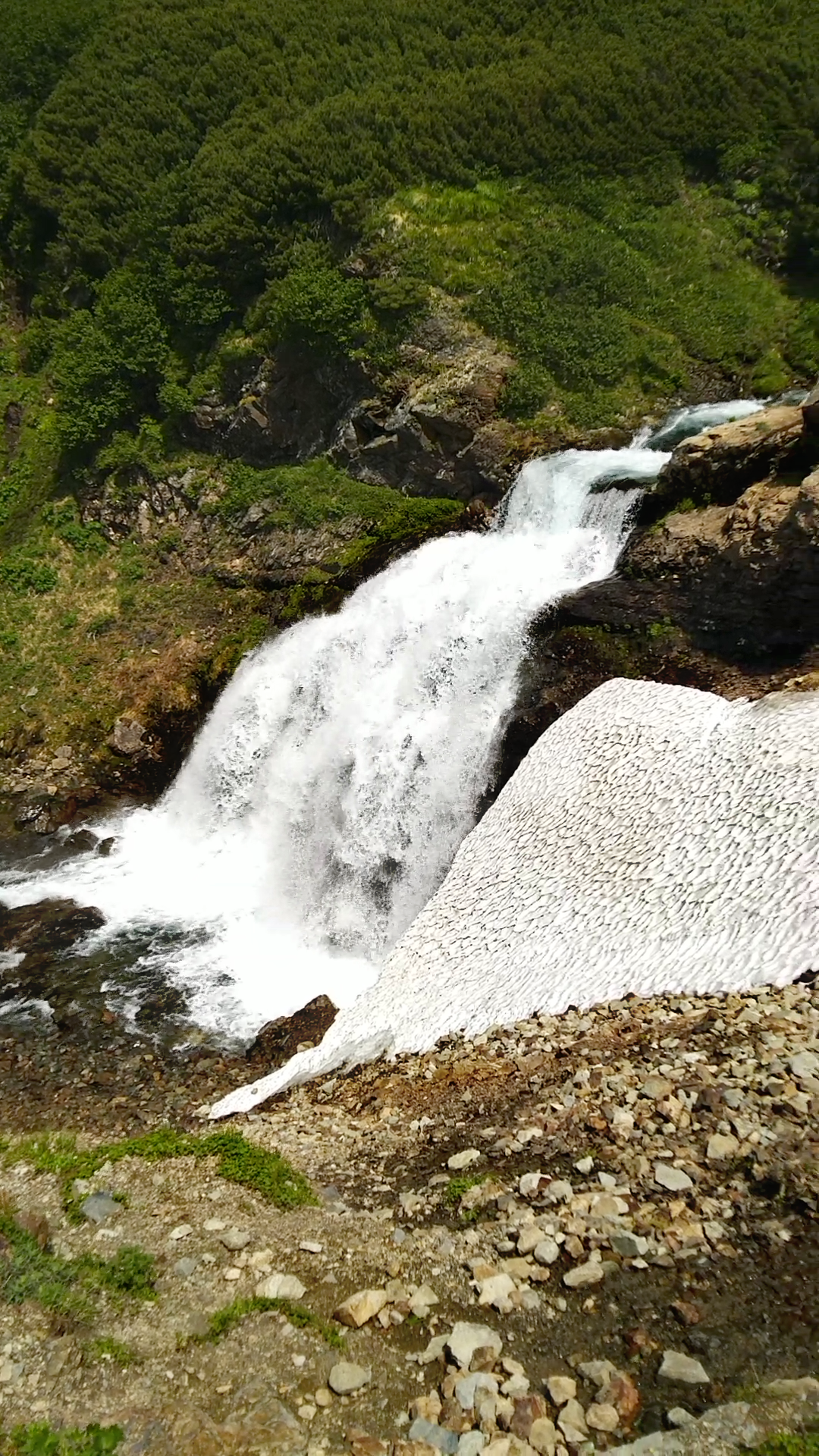 Тропы, водопады и цирк горного массива Вачкажец  миниатюрный Алтай на Камчатке (3/20)