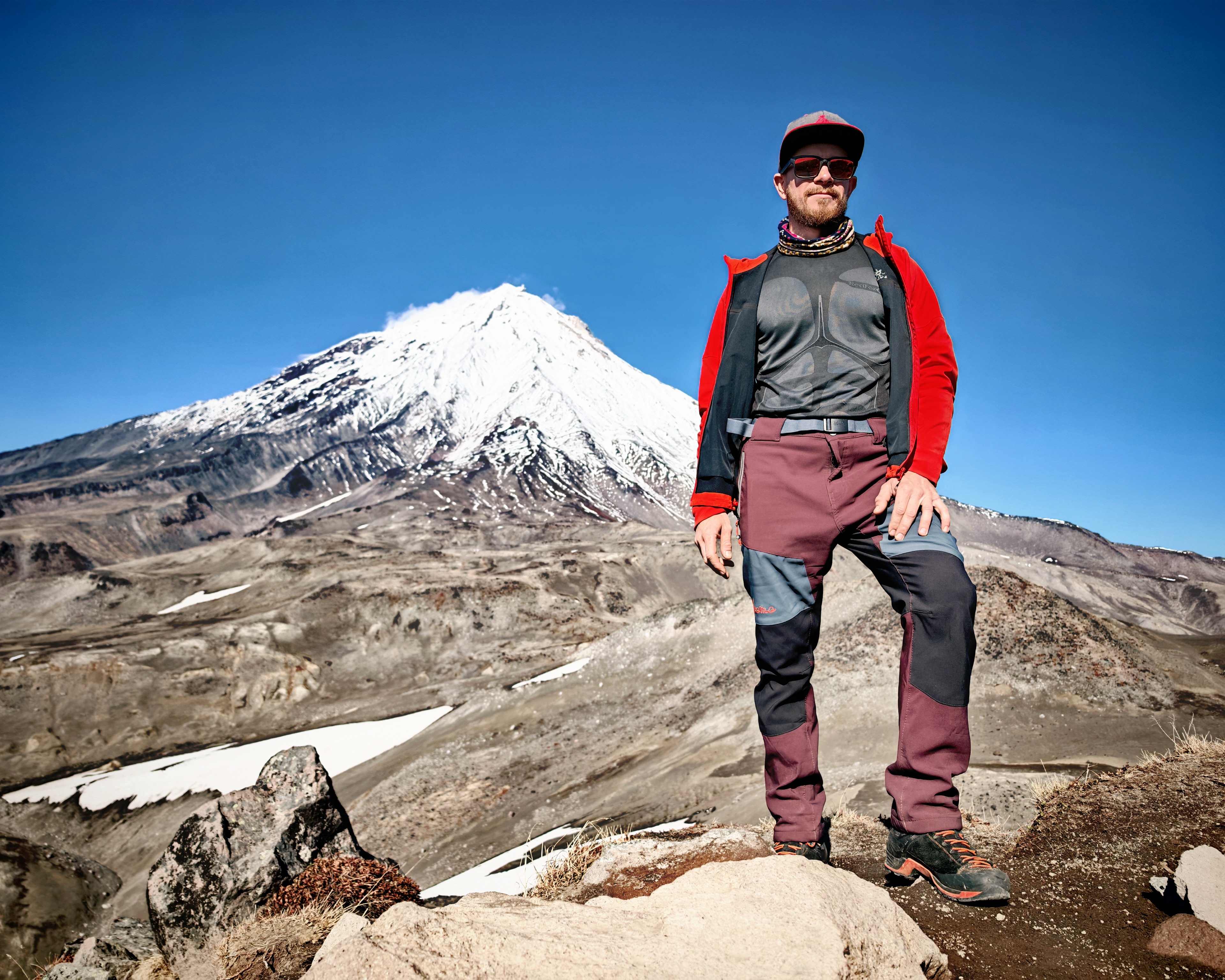 Прогулка к экструзии Верблюд и вулканический пляж Тихого океана (10/18)