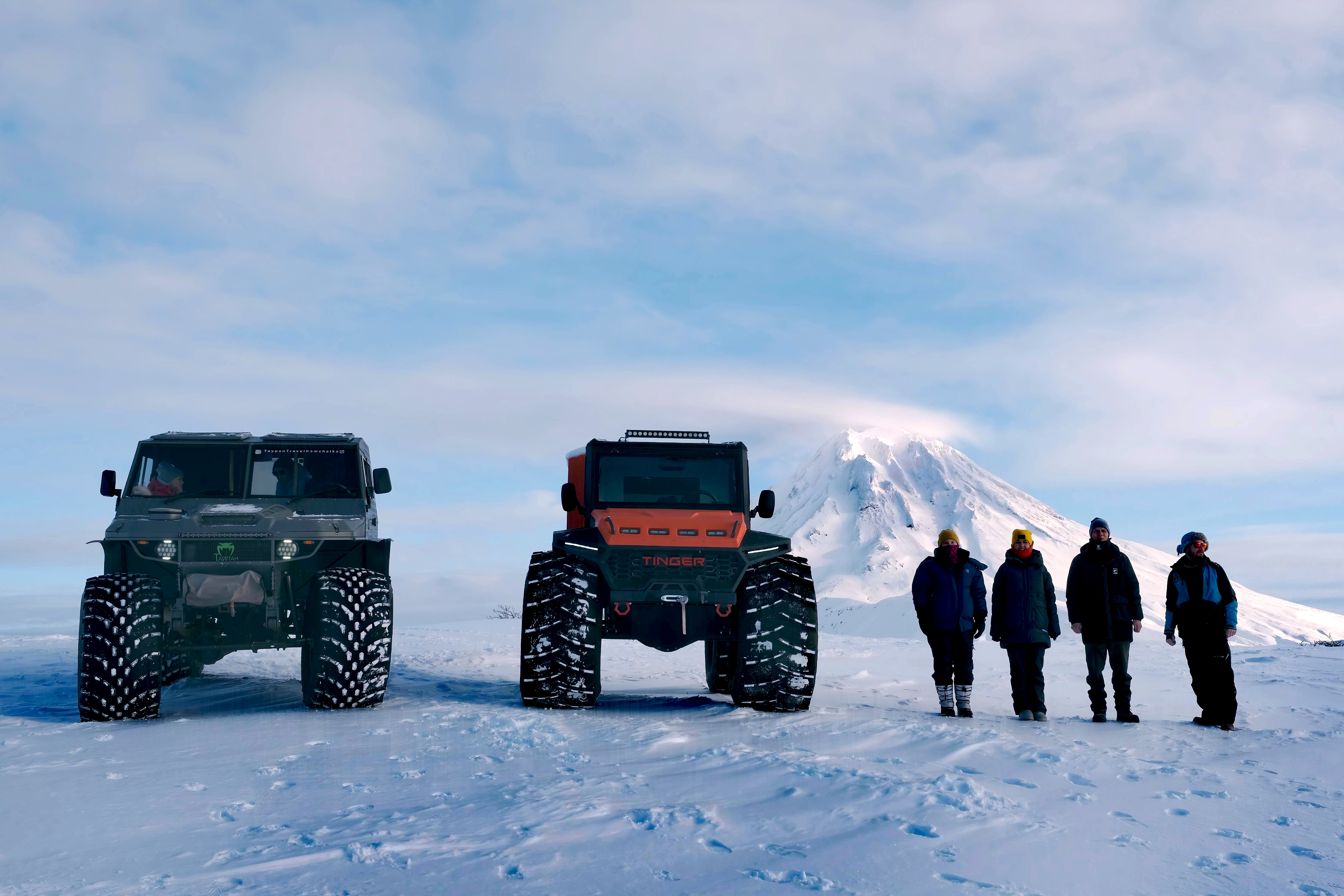 Вездеход-тур к каньону Опасный и к Малой долине гейзеров