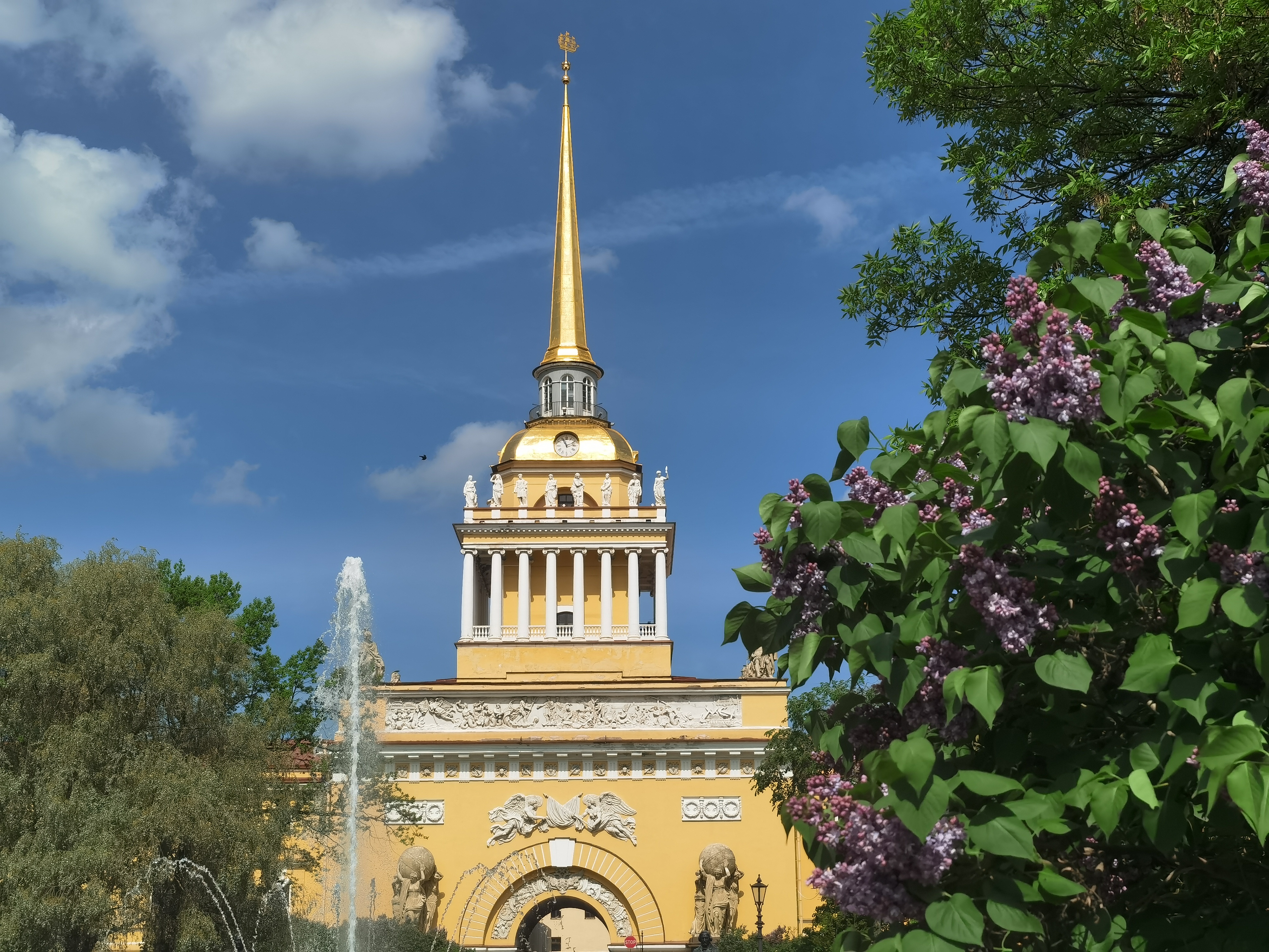 По символам Петербурга (3/10)