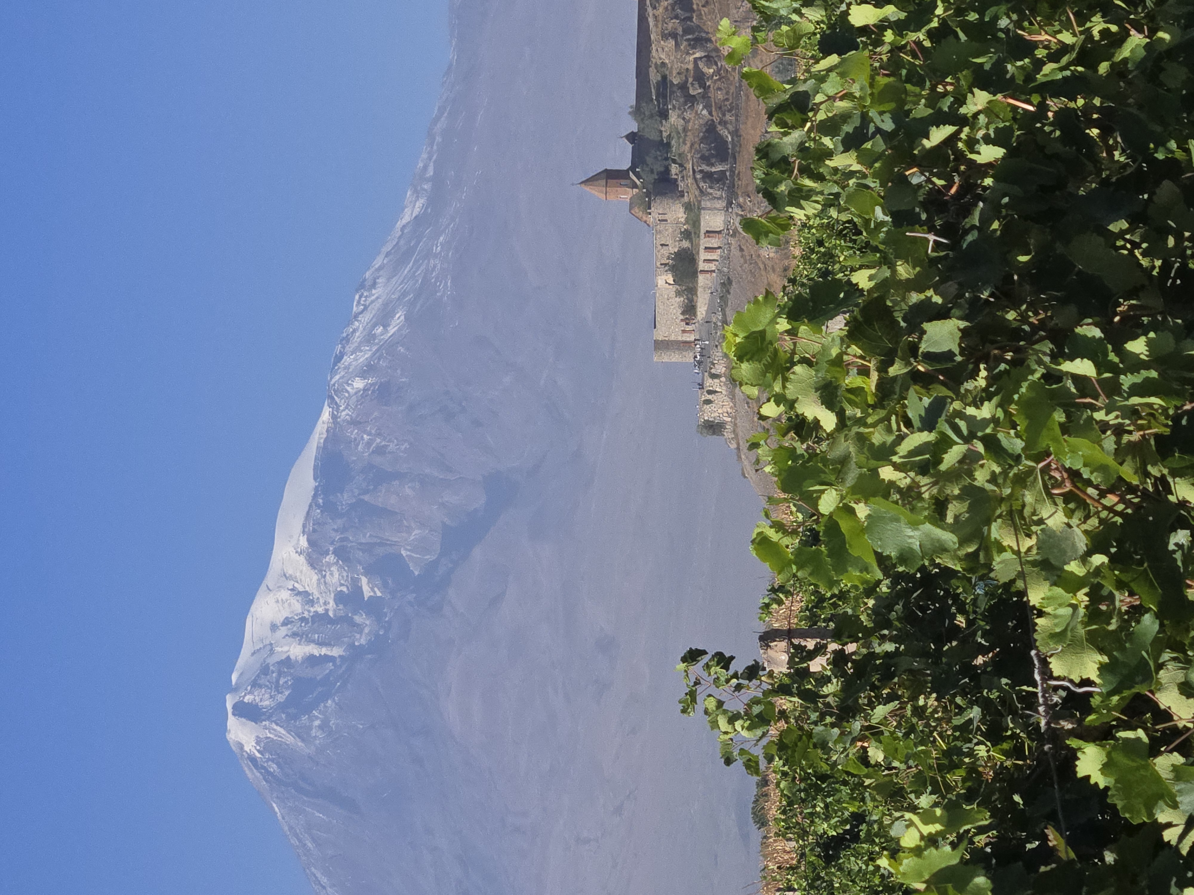 Живи как местный: гастротур по Армении с обедами в семьях (11/17)