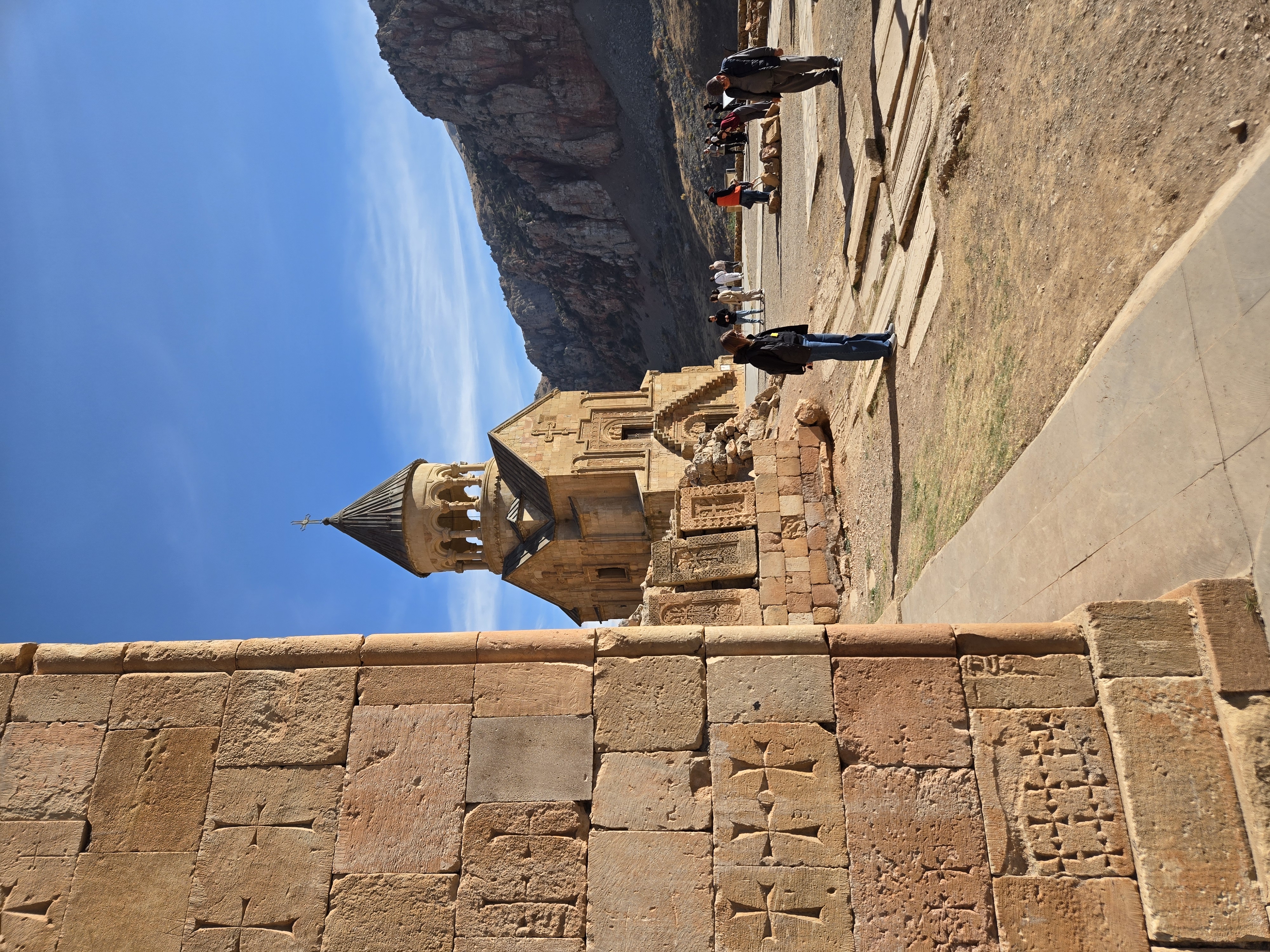 Живи как местный: гастротур по Армении с обедами в семьях (4/17)