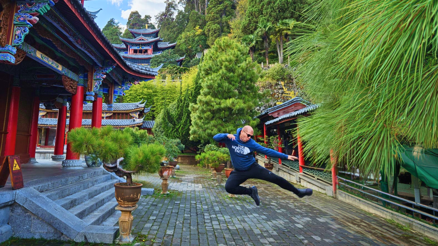 Код Китая: от древних традиций до мегаполисов будущего