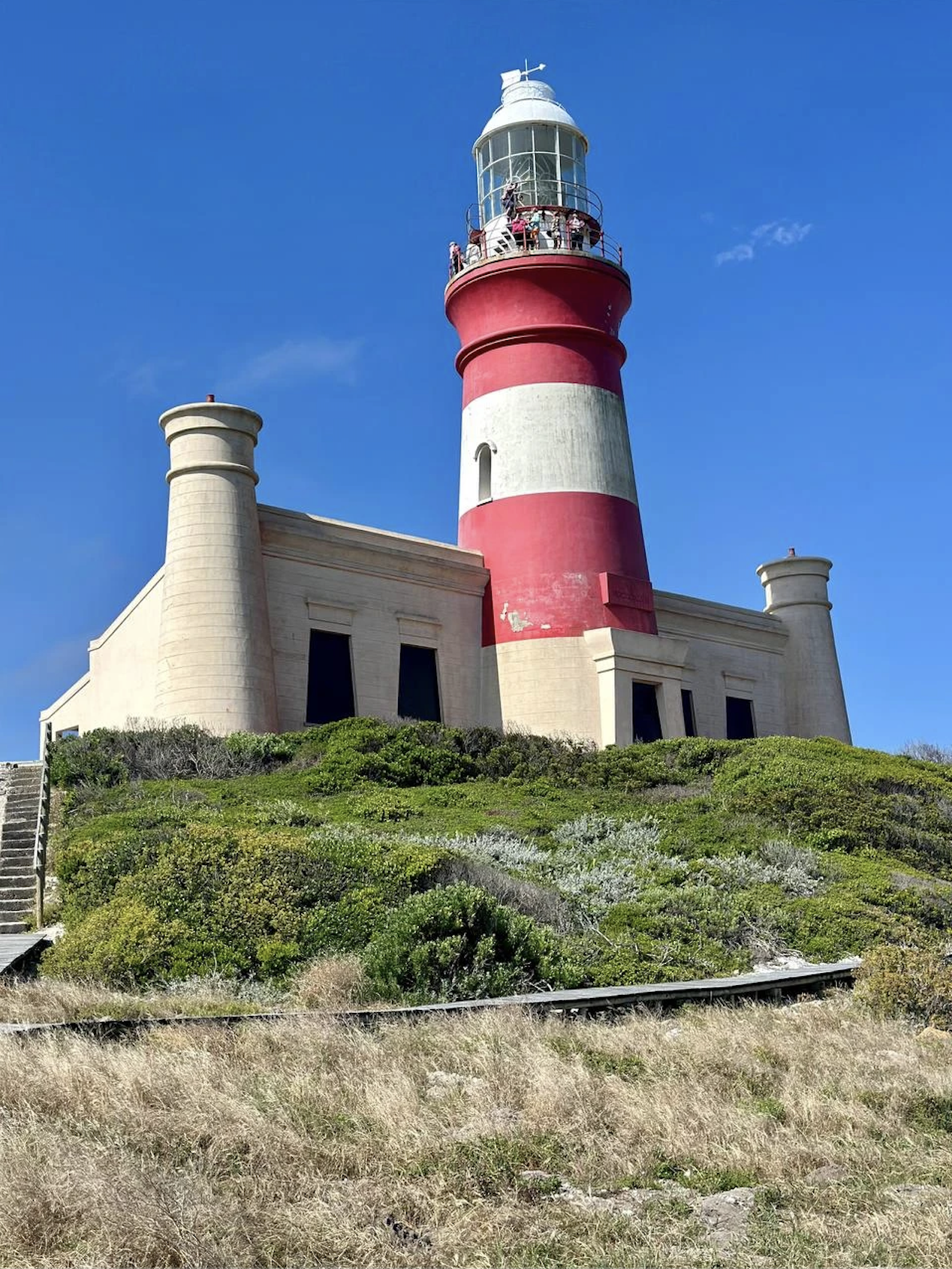 Юар в лицах и историях (12/18)