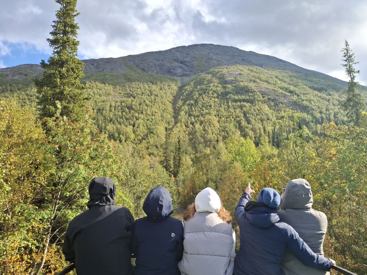 Заполярные каникулы (12/23)