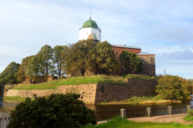 Средневековый карнавал Майское дерево в Выборге (4/15)