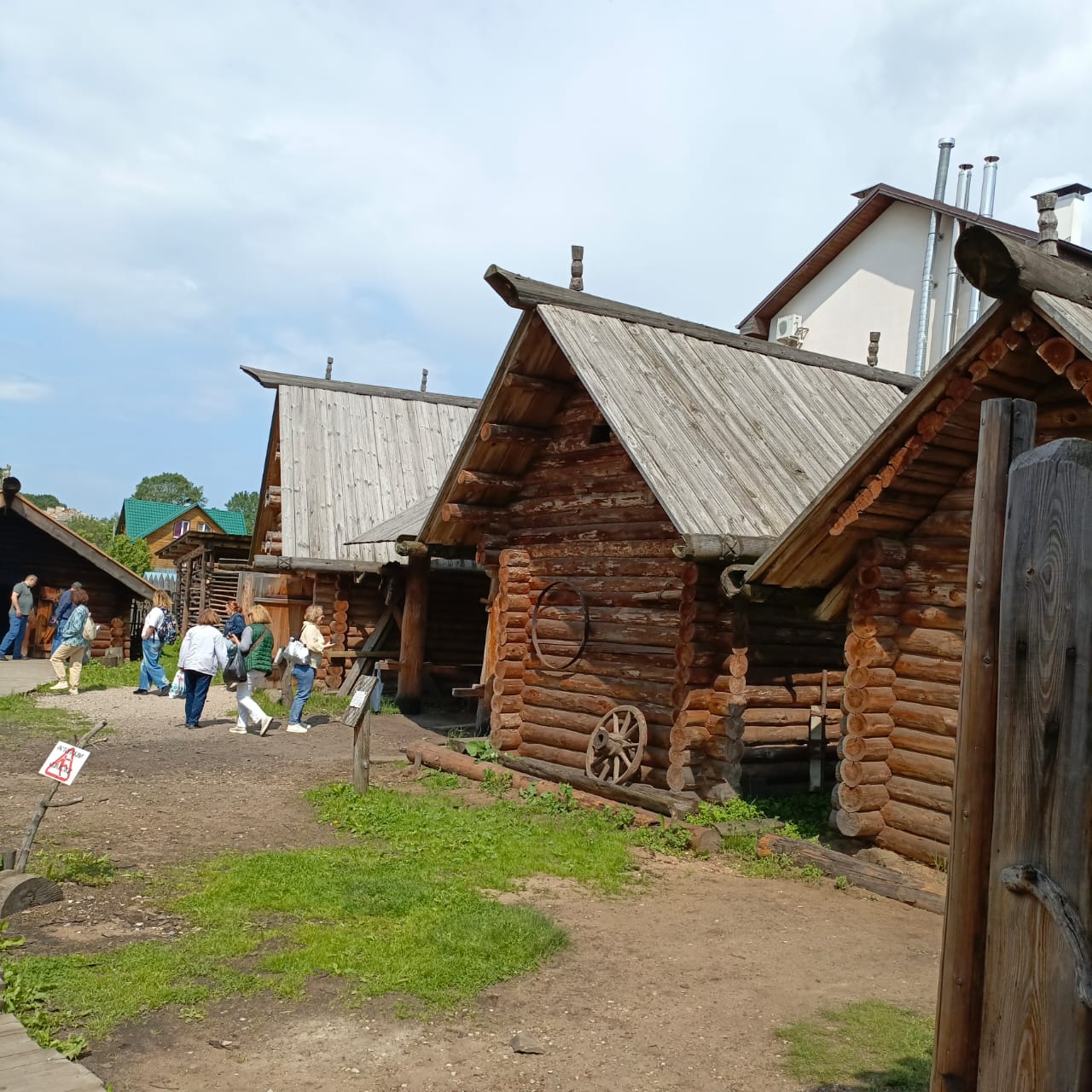 Алый букет Новгородских земель (2/13)