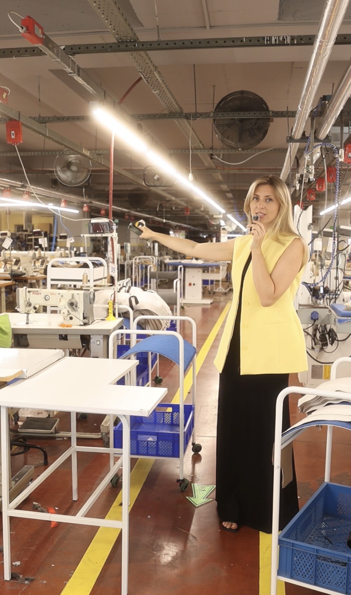 Промо -тур в Китай по фабрикам и производствам одежды.