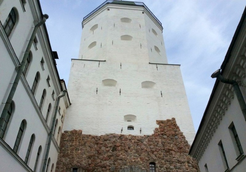 Средневековый карнавал Майское дерево в Выборге (3/15)