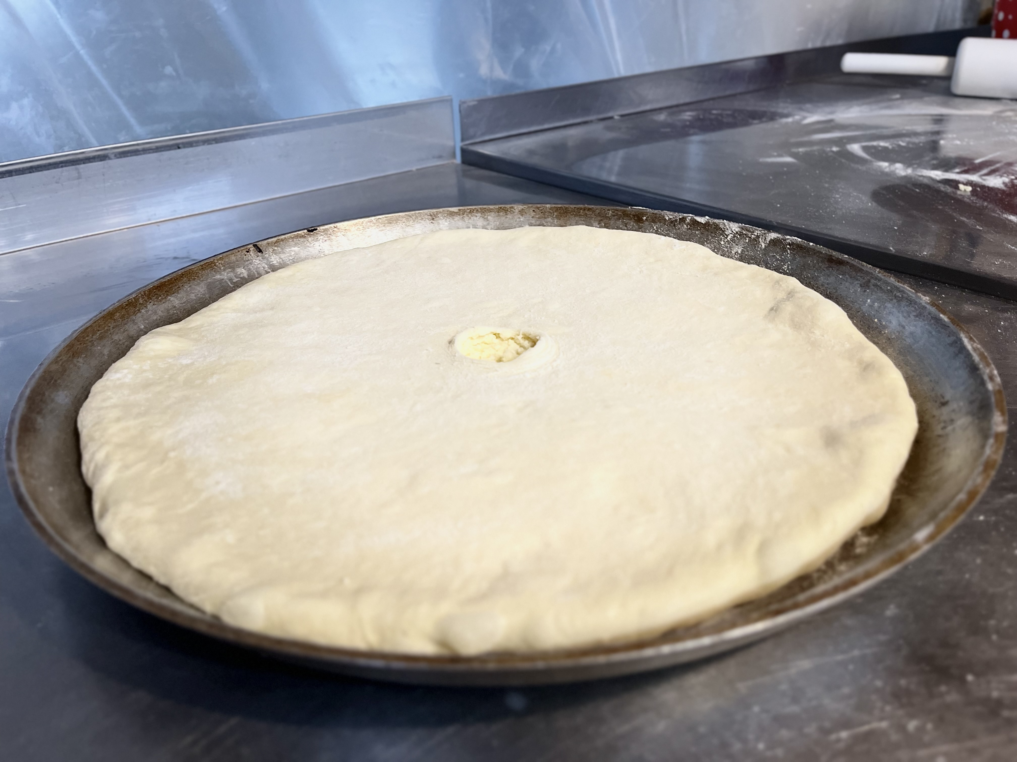 Кулинарный мастер- класс по приготовлению осетинских пирогов у подножья храма 10 века (5/20)