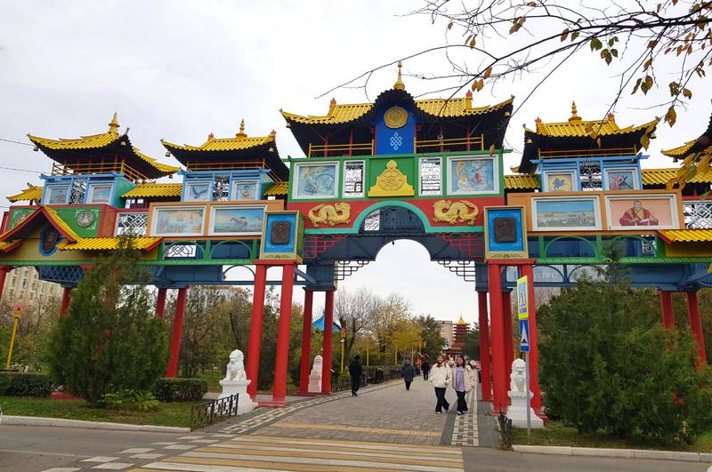 Весенняя магия Калмыкии с выездом на тюльпановые поля (2/16)