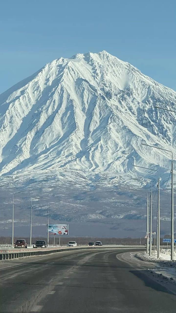 Камчатка и Сахалин + вертолетная экскурсия над вулканами (11/21)