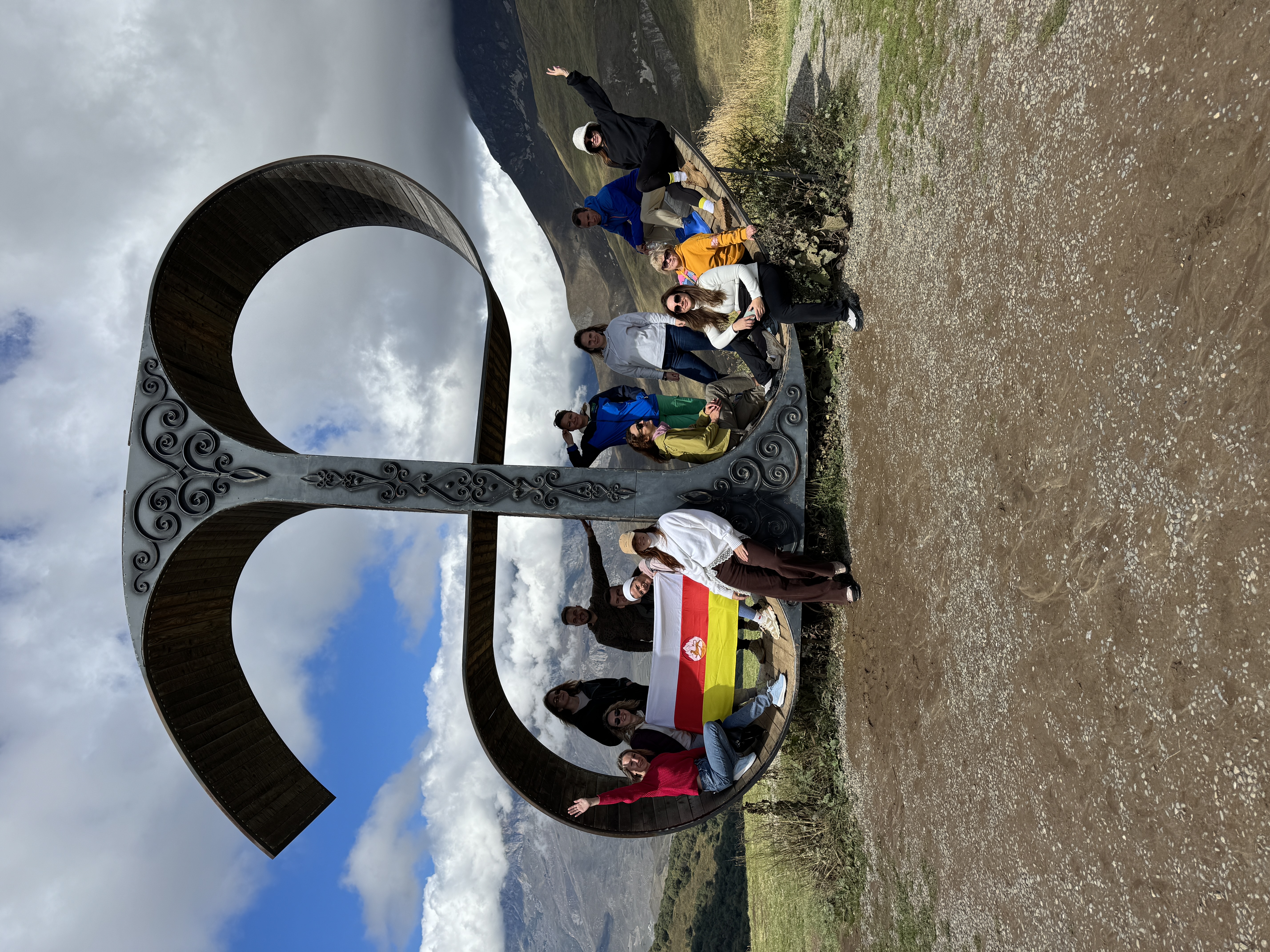 Осетия: Пробуждение гор (25/34)