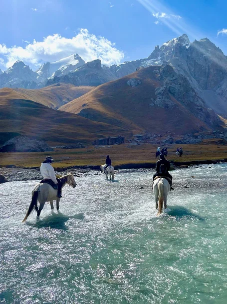 Горный Кыргызстан за 9 дней (14/21)