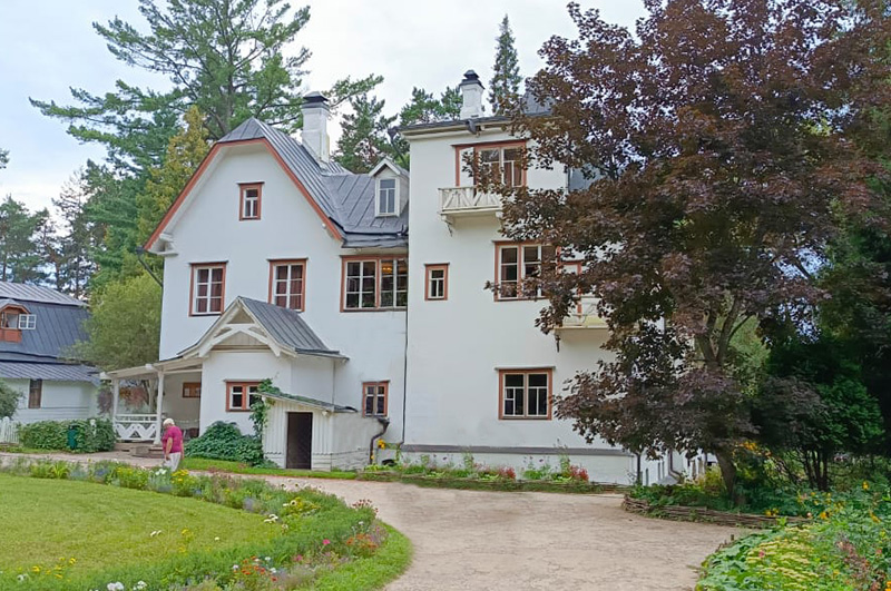 Богемные выходные: променад по усадьбам Южного Подмосковья