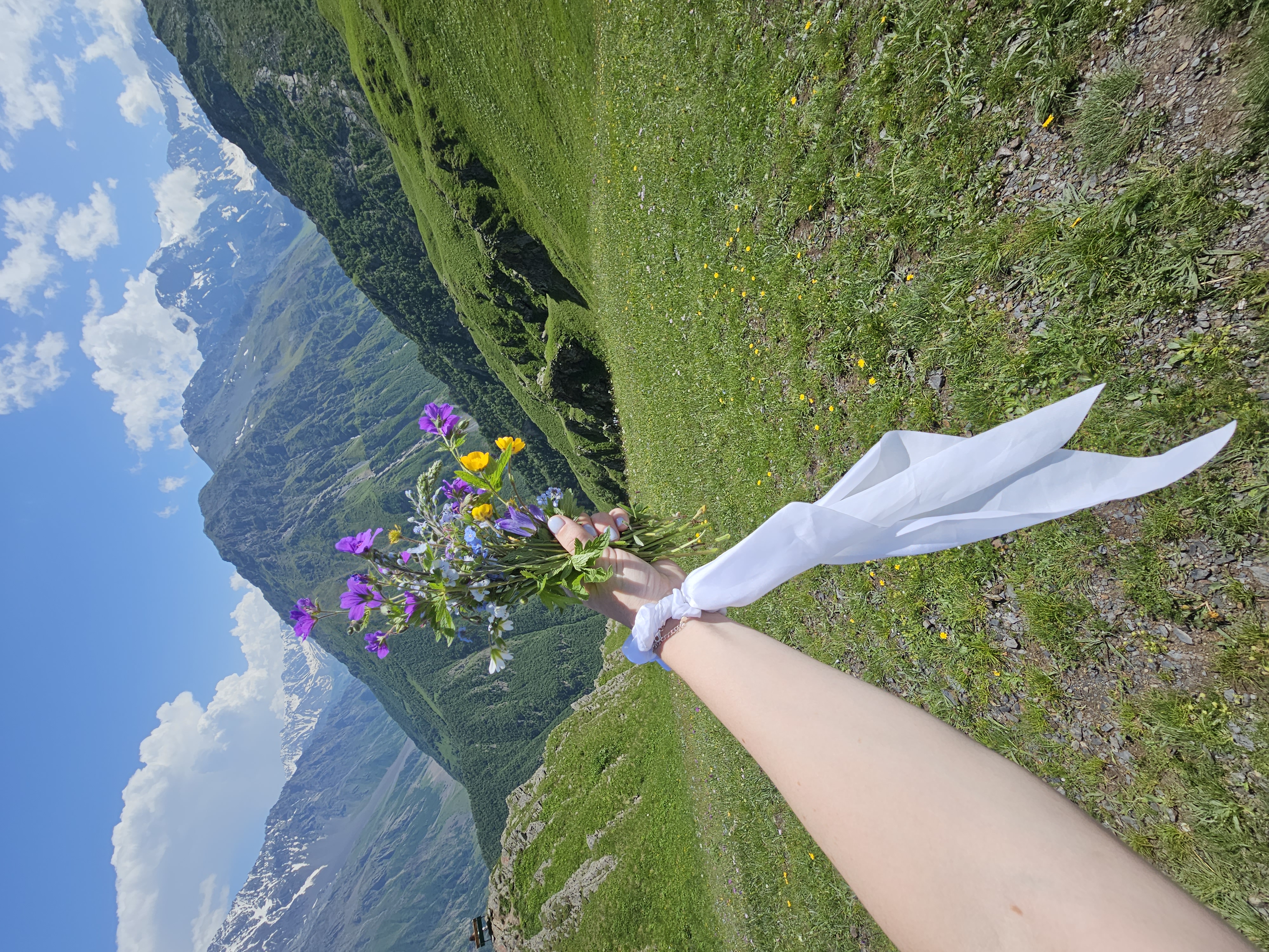 Осетия: Пробуждение гор (13/34)