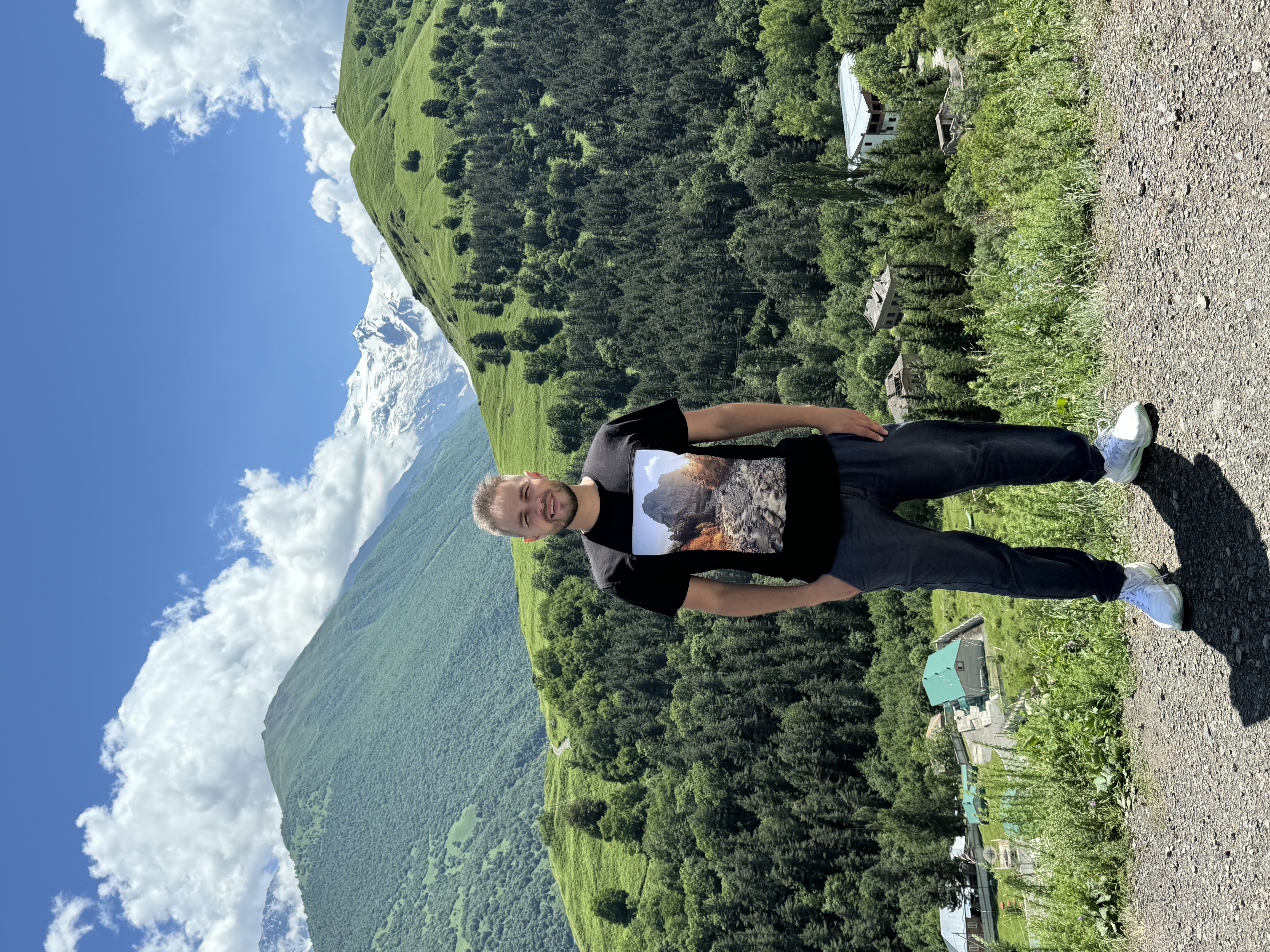 Осетия: Пробуждение гор (17/34)