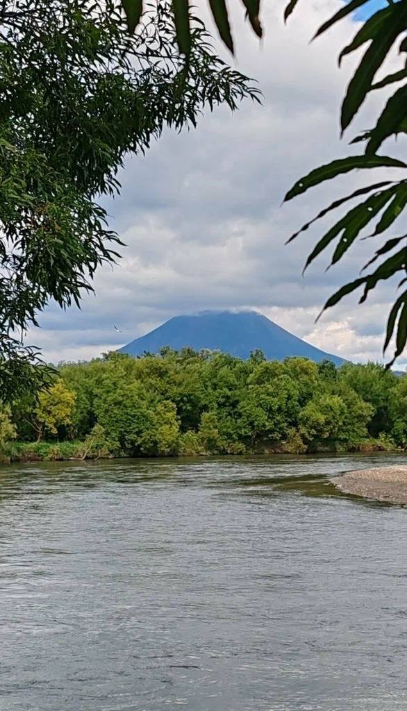 Камчатка и Сахалин + вертолетная экскурсия над вулканами (13/21)