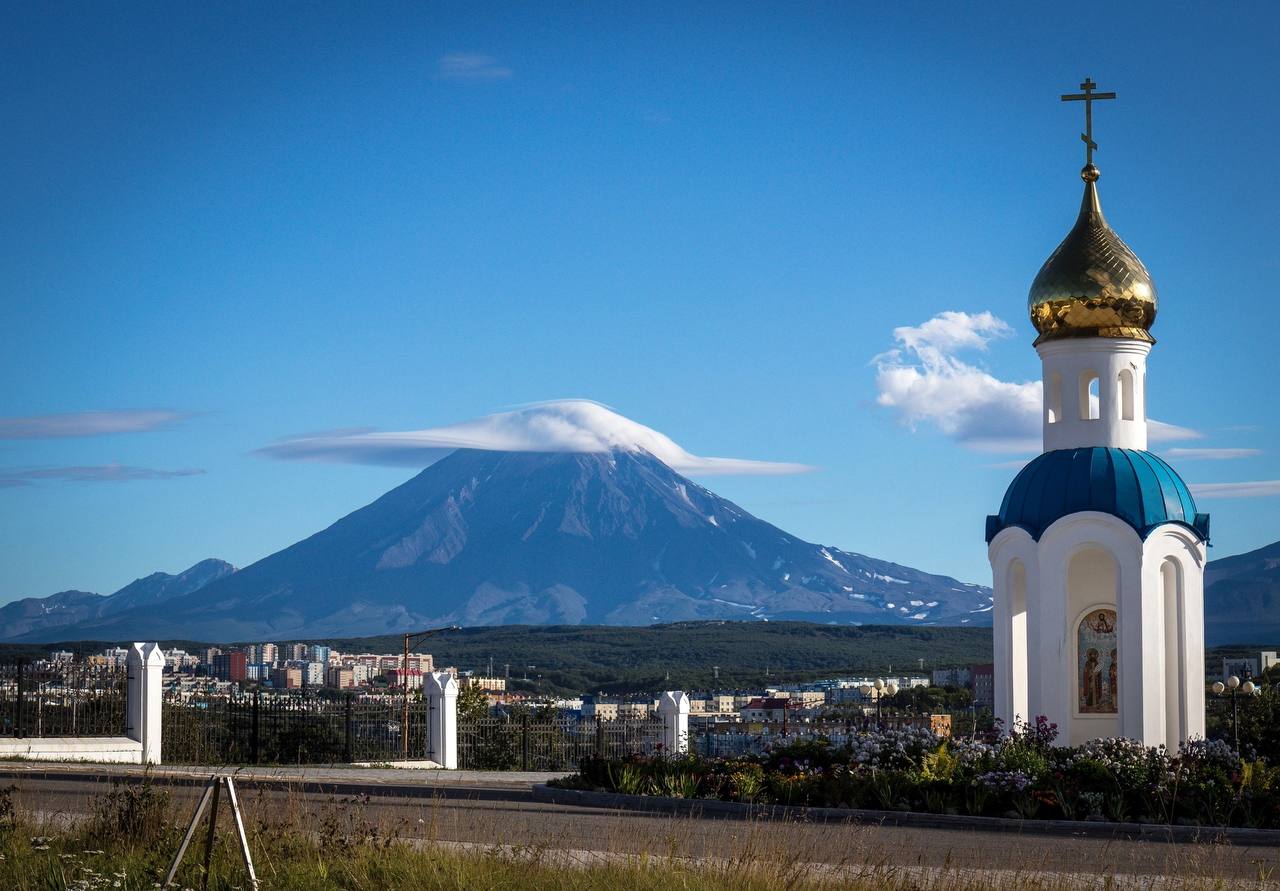 Камчатка и Сахалин + вертолетная экскурсия над вулканами (7/21)