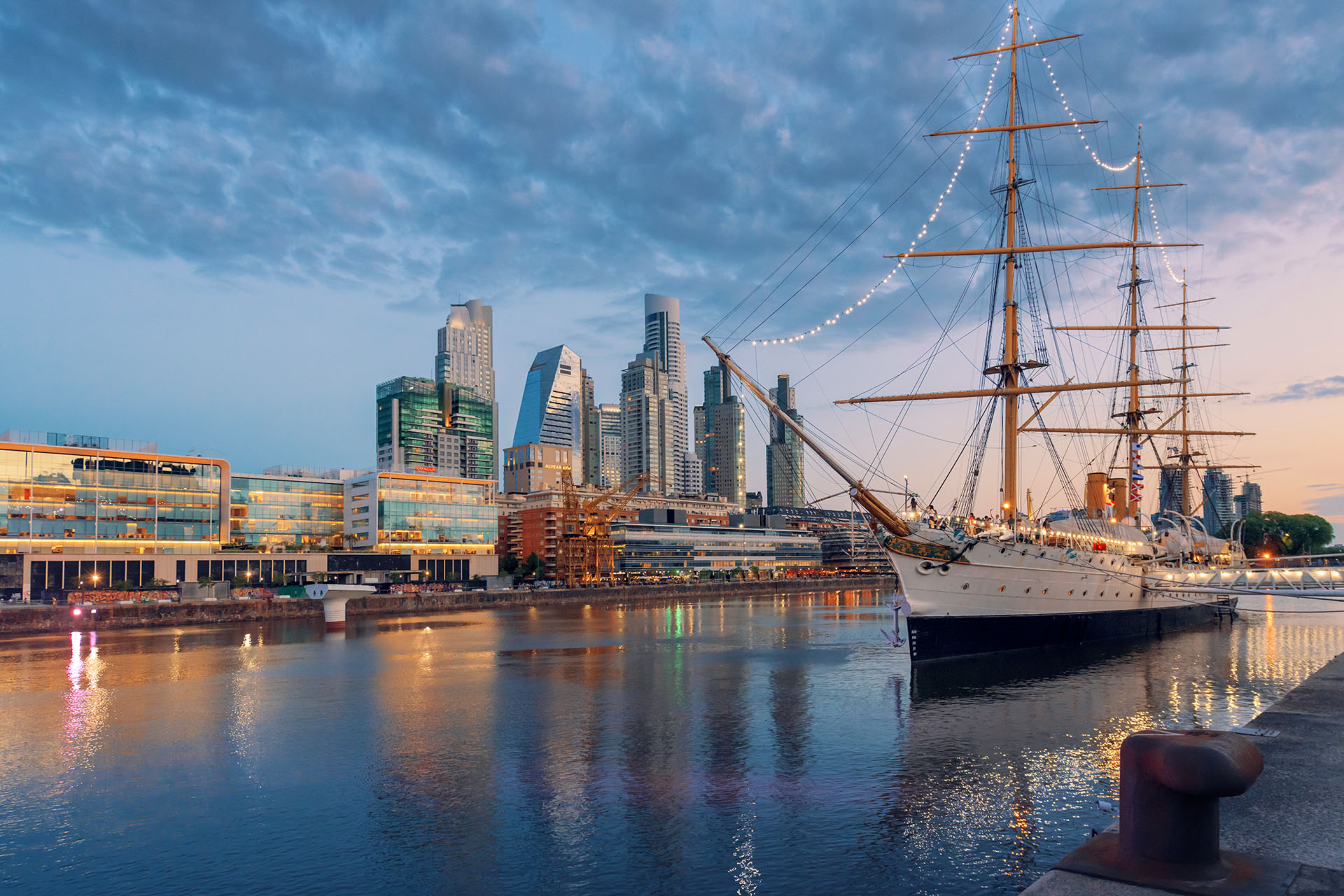 Аргентина и Бразилия: Карнавальный Рио-де-Жанейро (9/37)