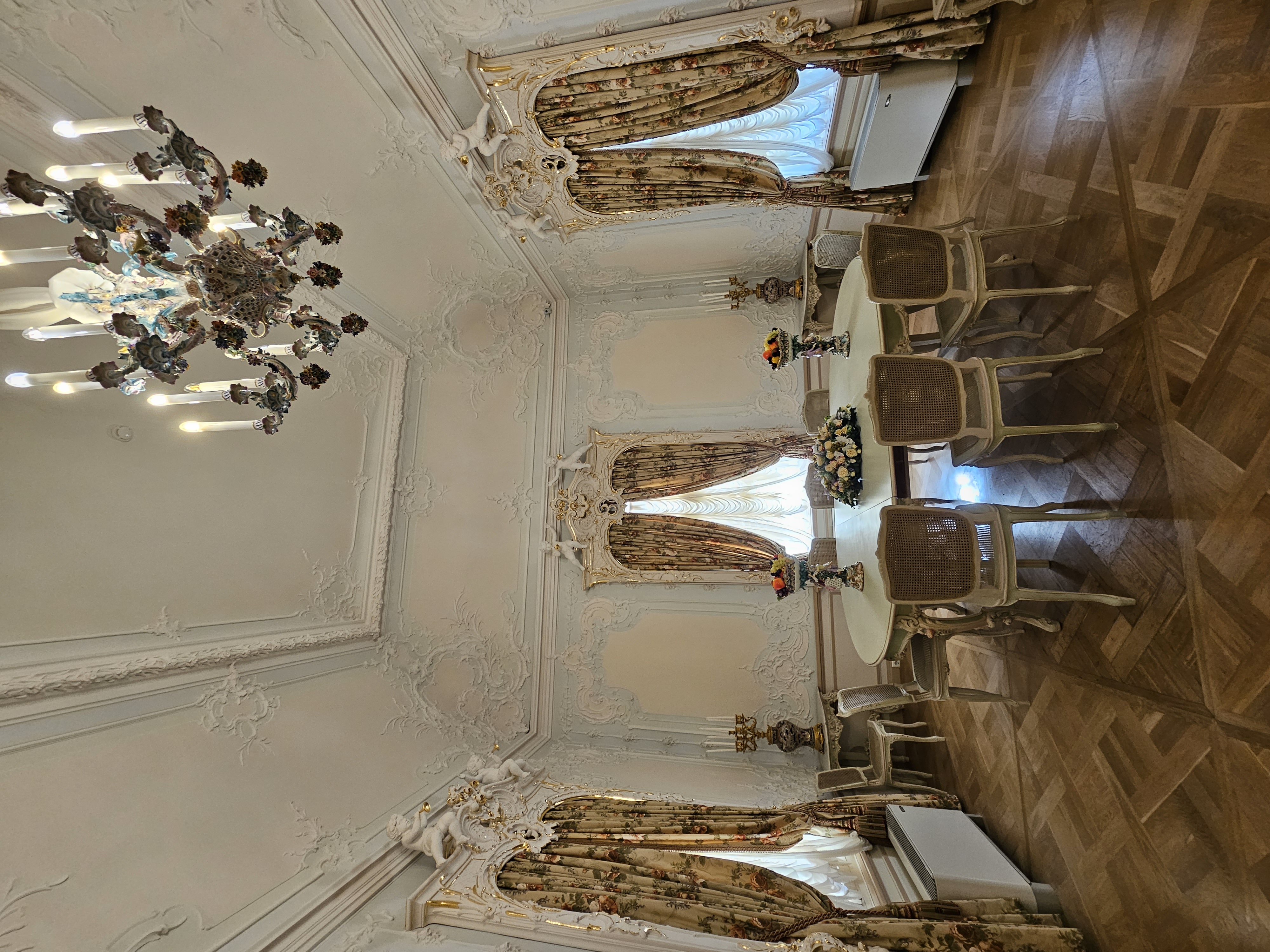 Экскурсия в Ораниенбаум с Меншиковским дворцом и Китайским дворцом (7/12)