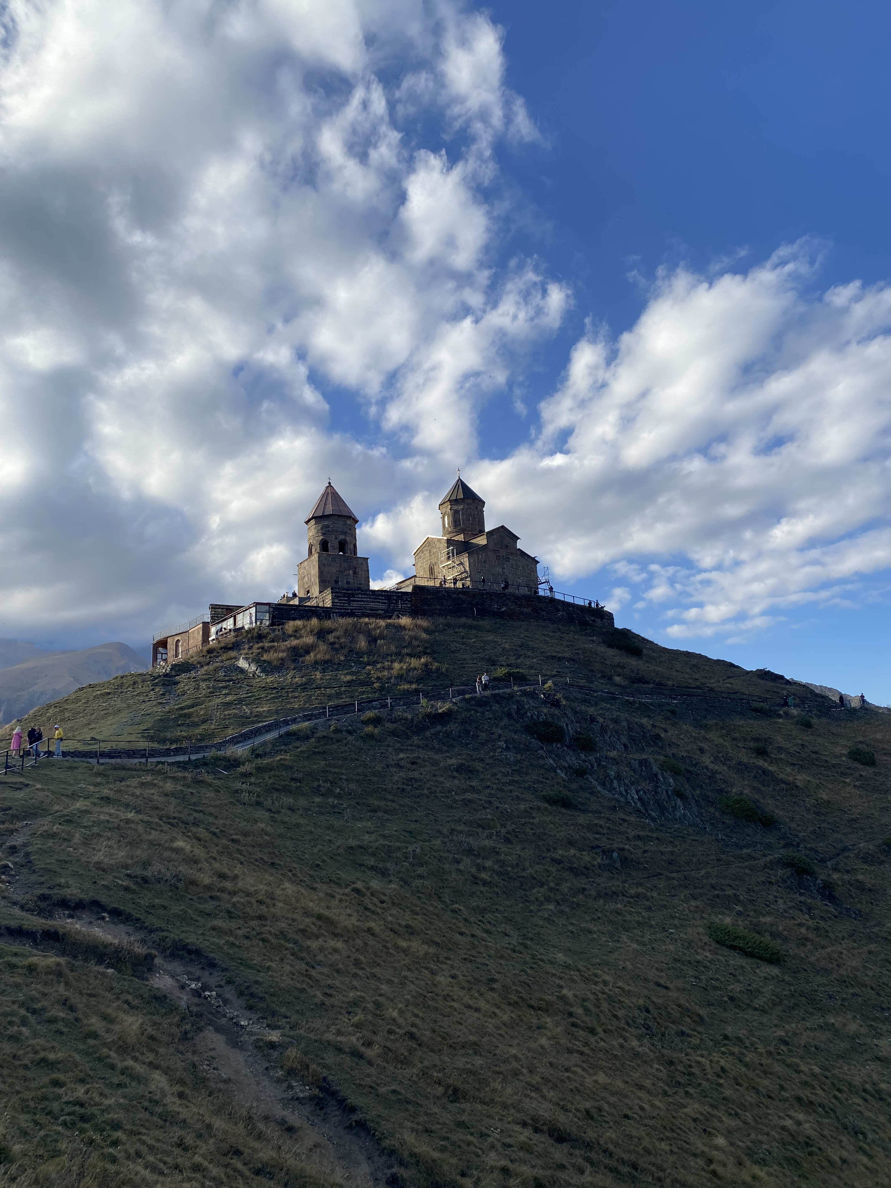 Казбек и Гергети