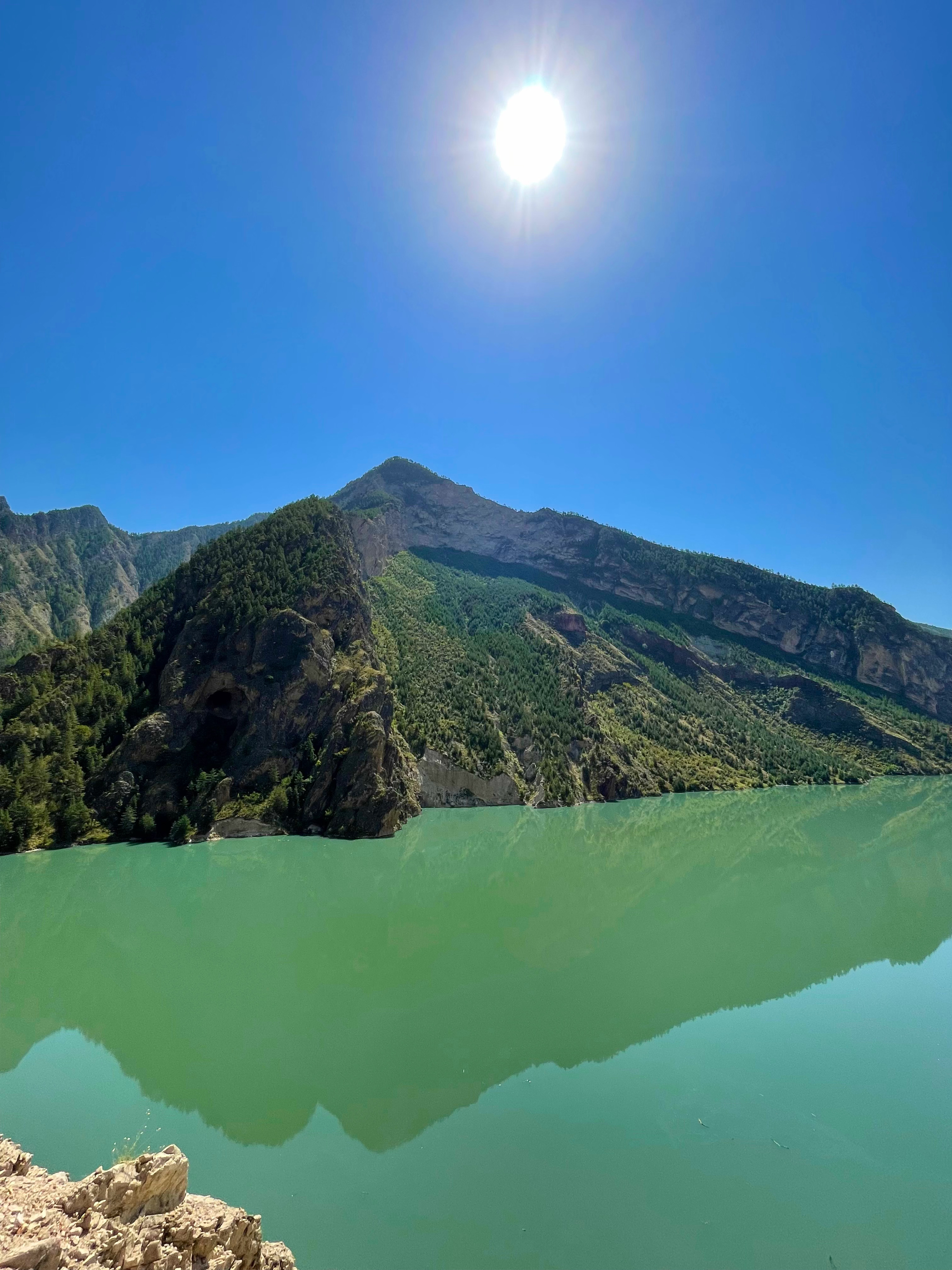 Язык Тролля и Оборонительные башни