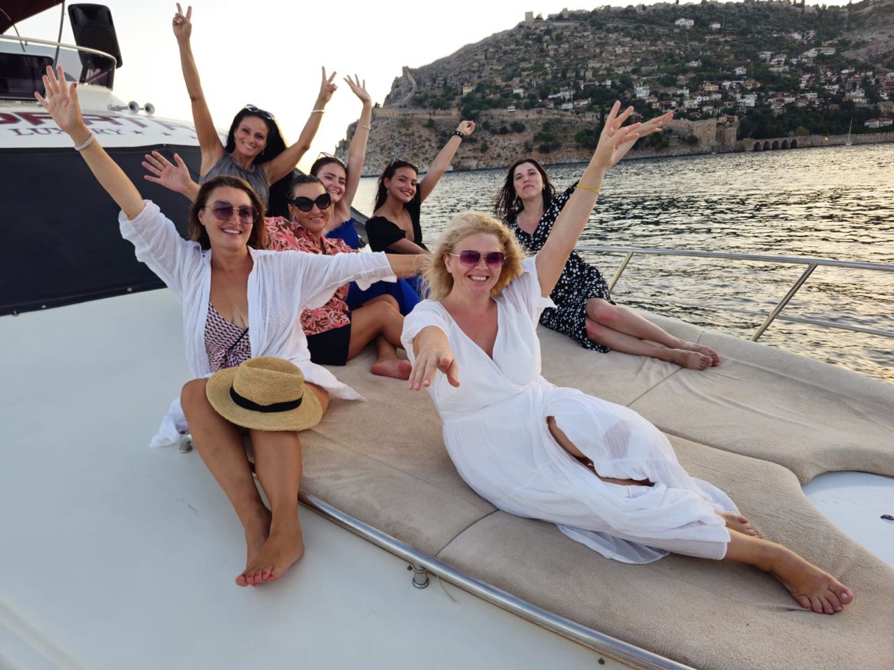 Девичник на вилле в Алании: комфортный отдых, где о тебе и обо всем позаботились.